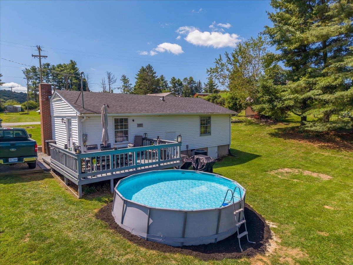 938 Boulder Lane Pilot VA 24138