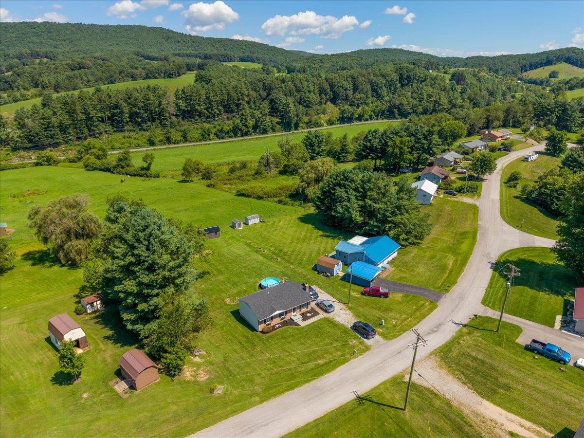 938 Boulder Lane Pilot VA 24138
