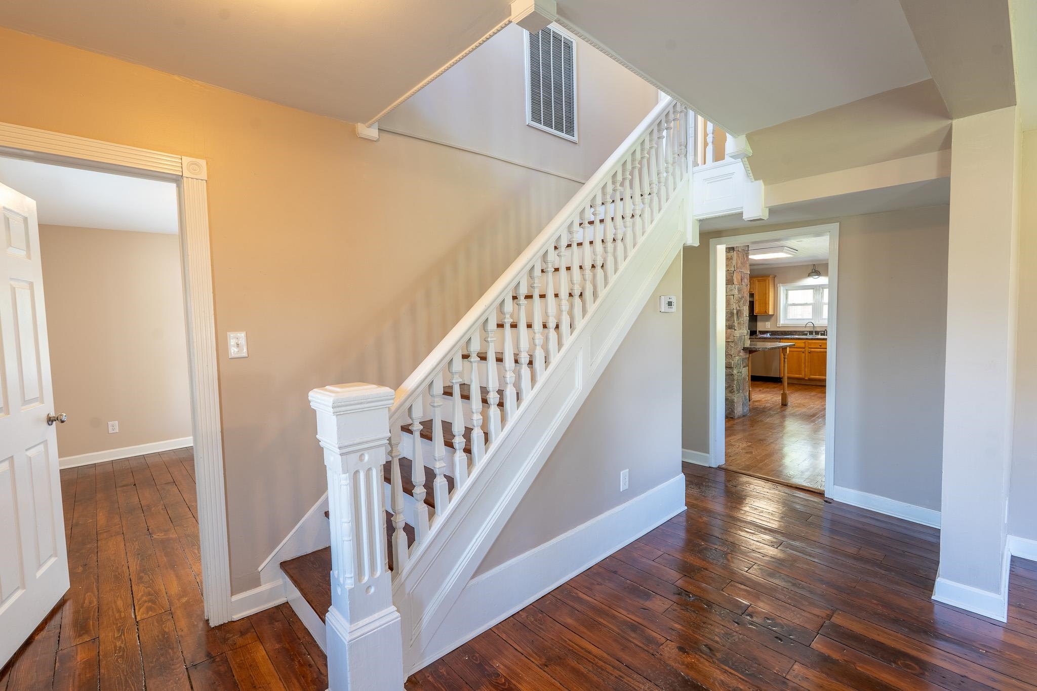 350 W Jackson Street Wytheville VA 24382