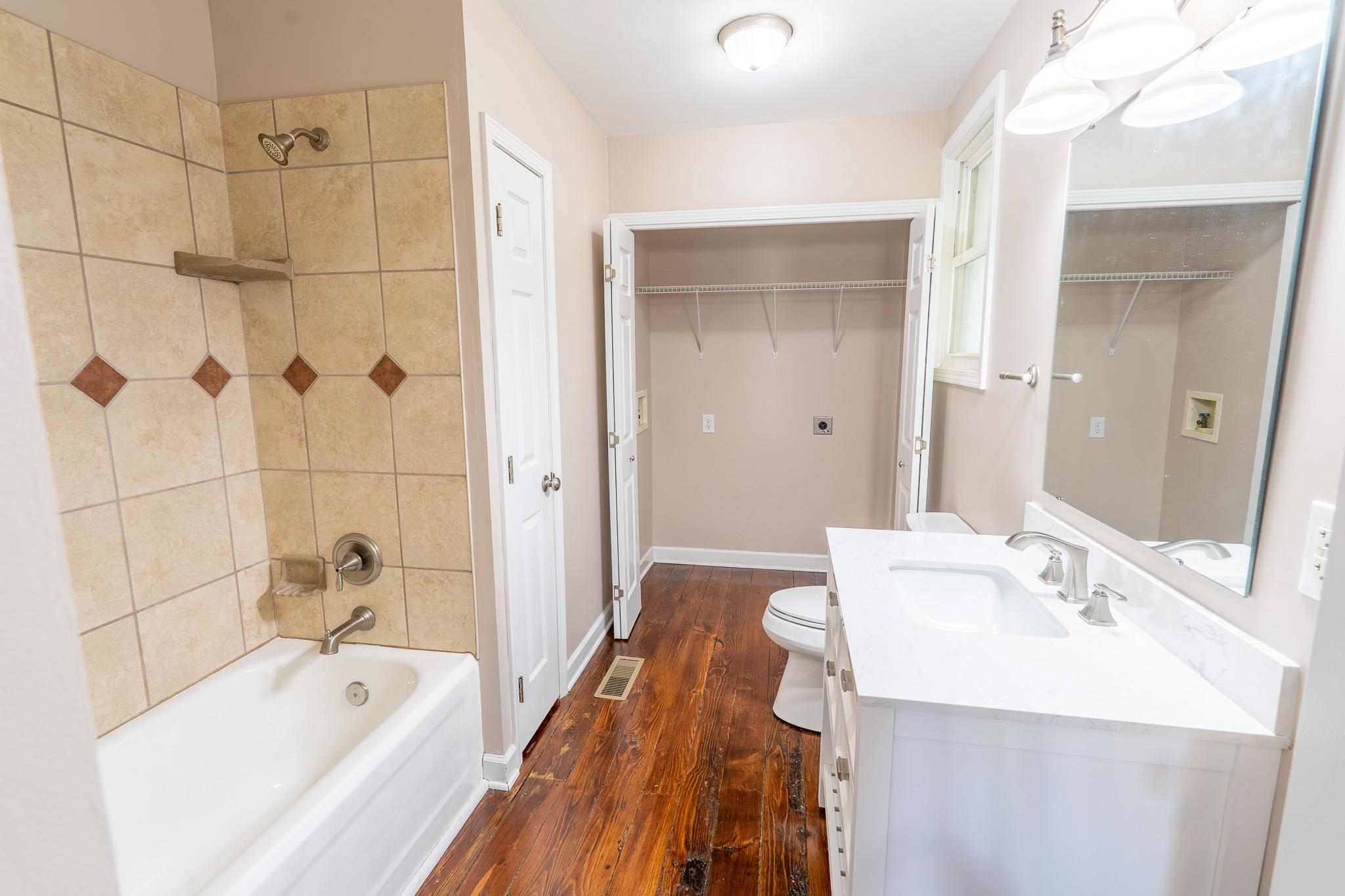 350 W Jackson Street Wytheville VA 24382