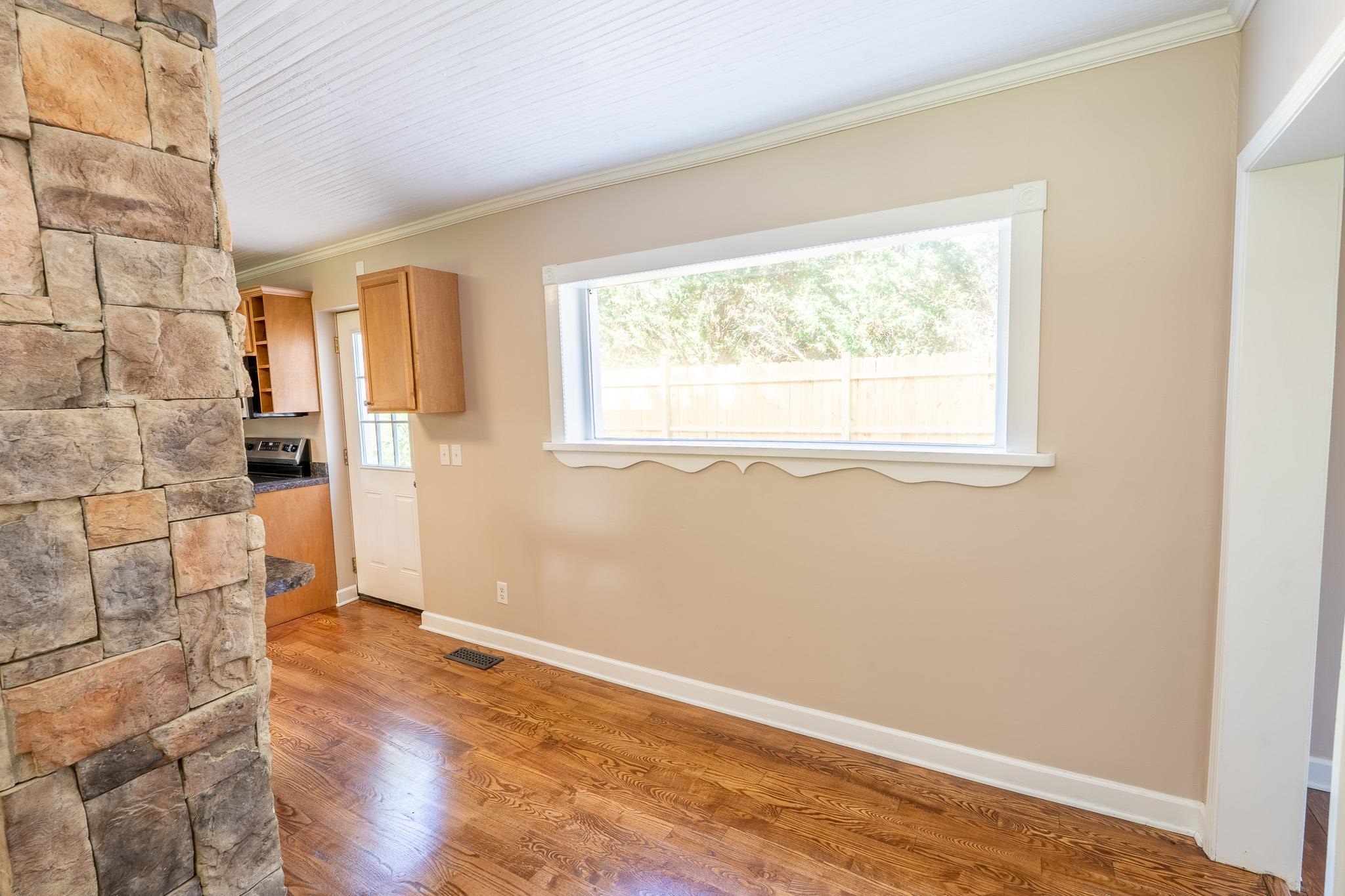 350 W Jackson Street Wytheville VA 24382