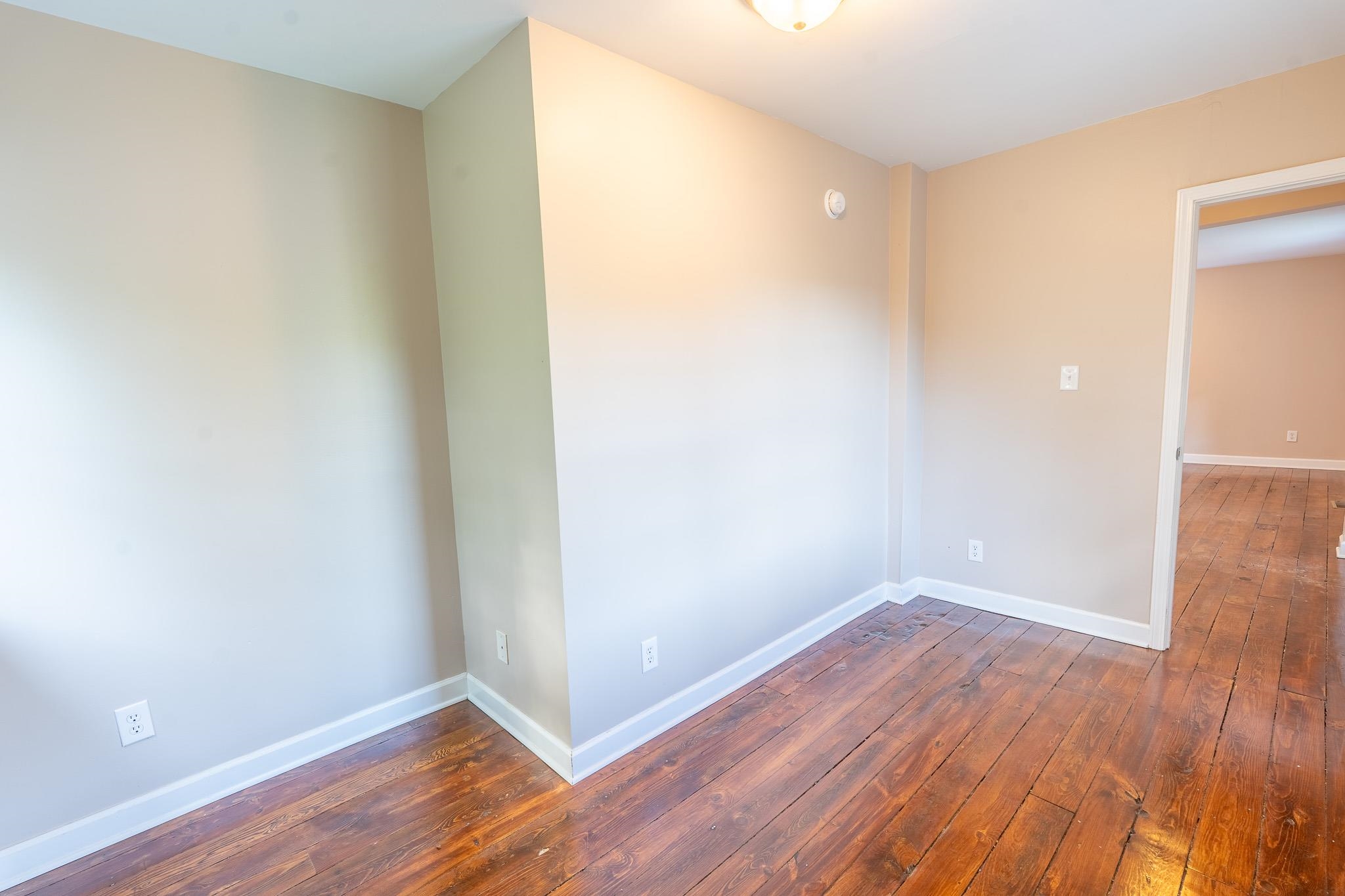 350 W Jackson Street Wytheville VA 24382