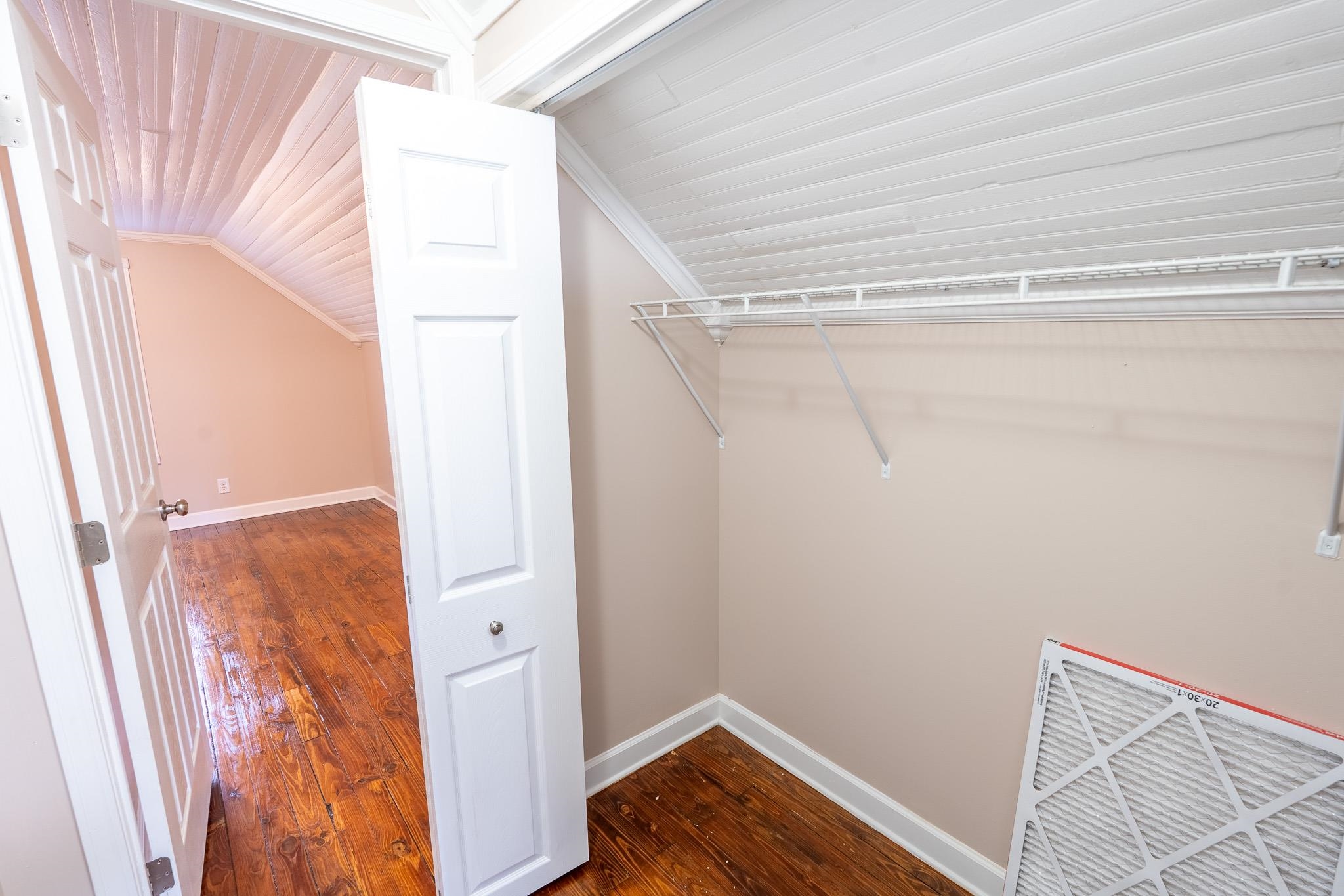 350 W Jackson Street Wytheville VA 24382