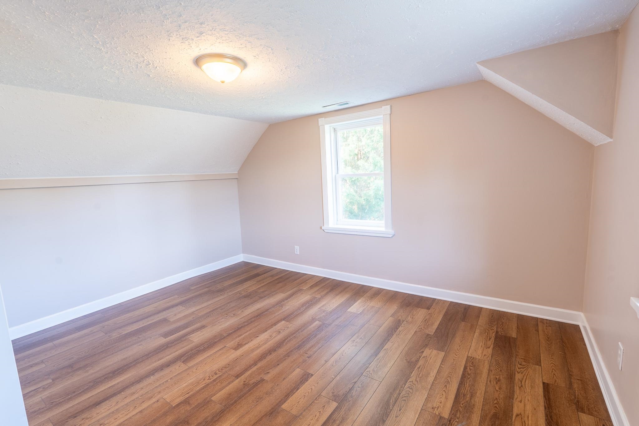 350 W Jackson Street Wytheville VA 24382