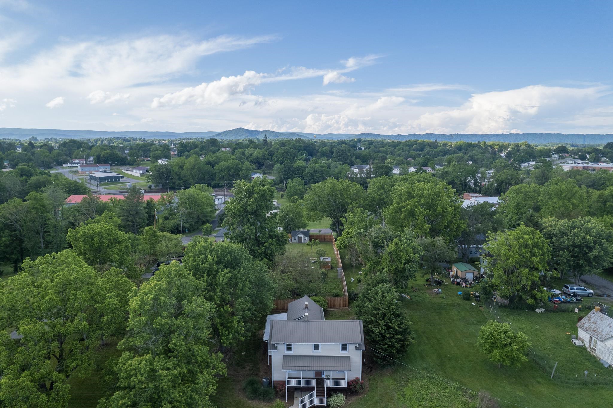 350 W Jackson Street Wytheville VA 24382