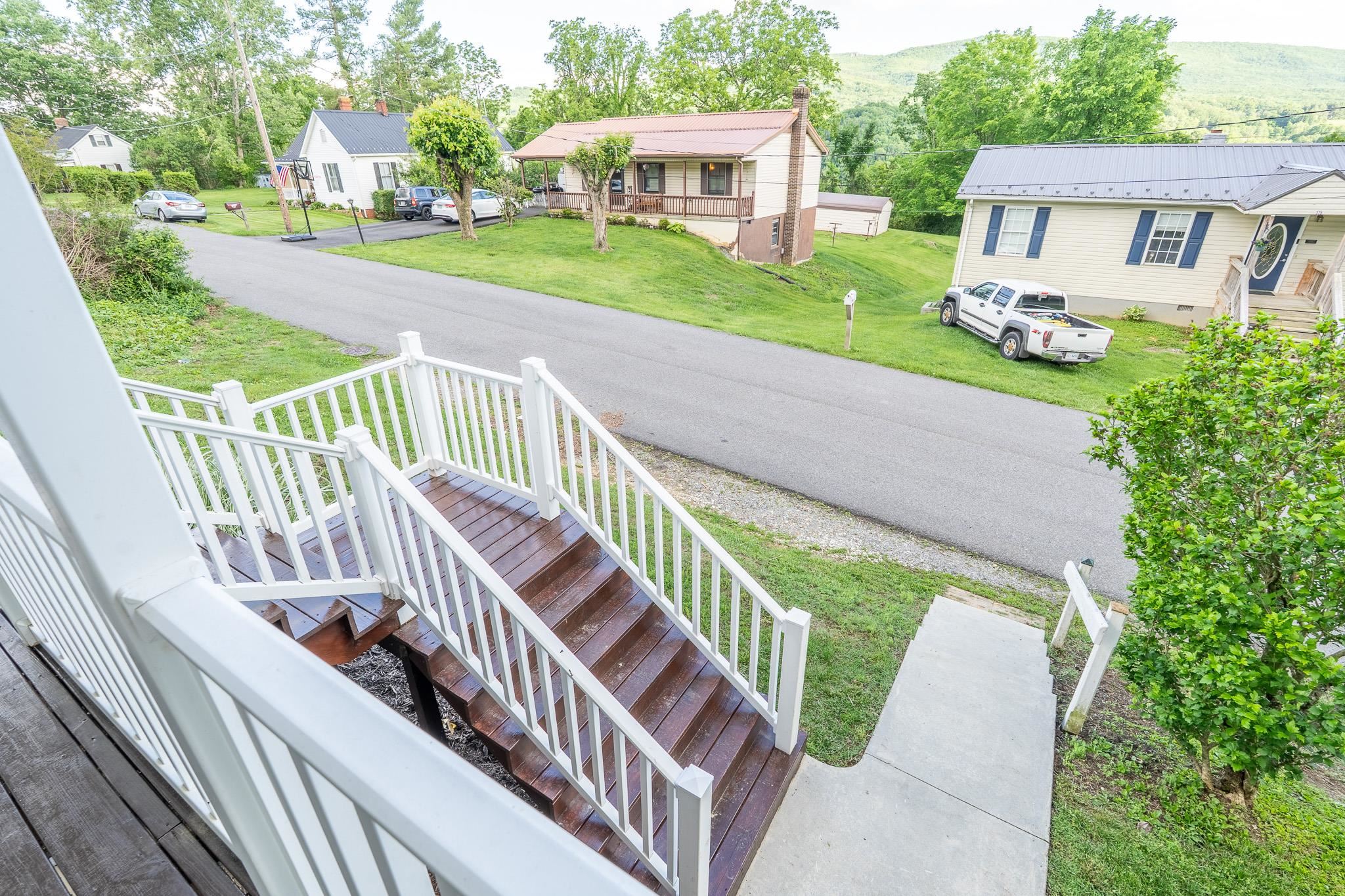 350 W Jackson Street Wytheville VA 24382