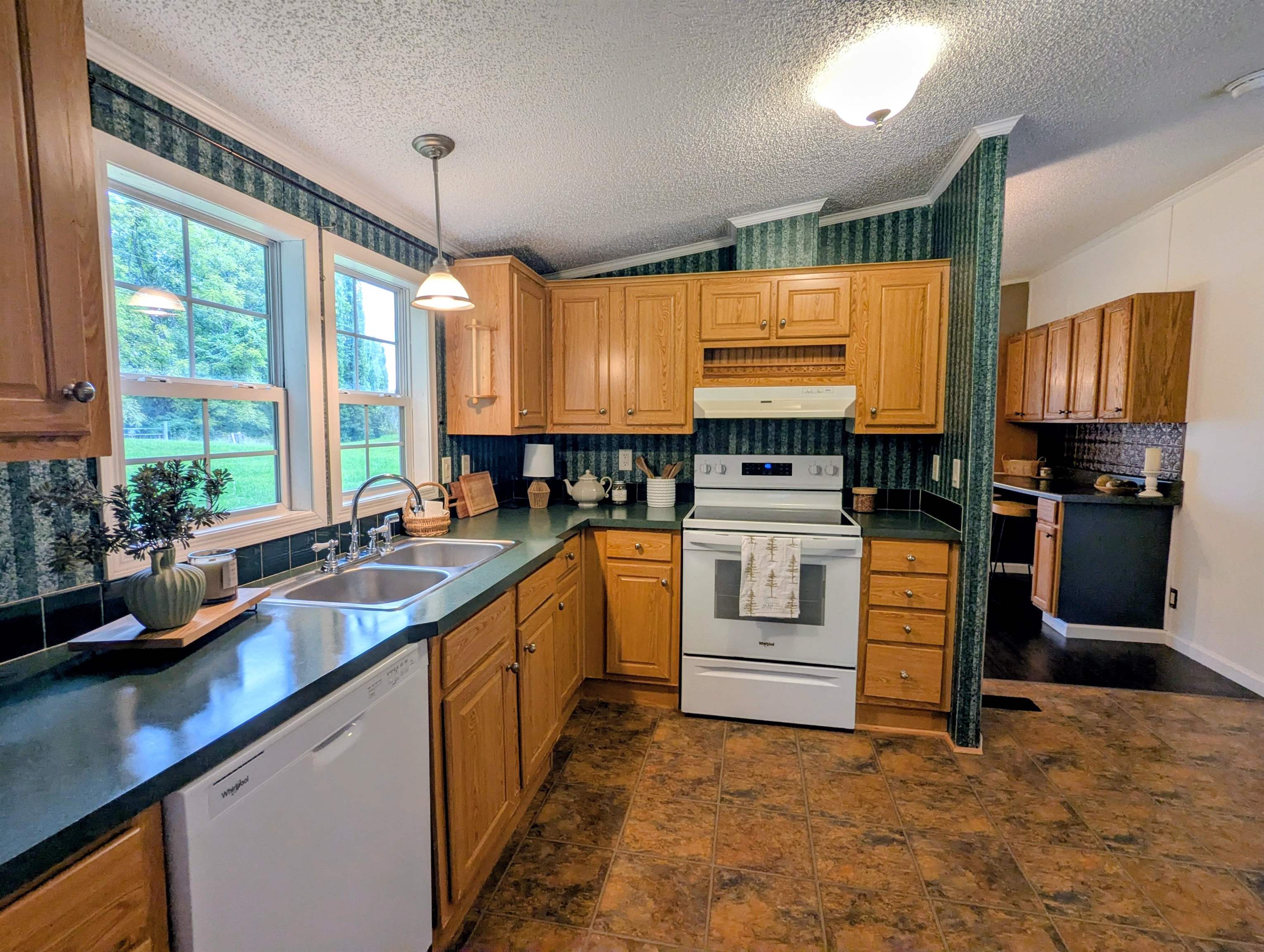 2221 Lick Ridge Road Check VA 24072