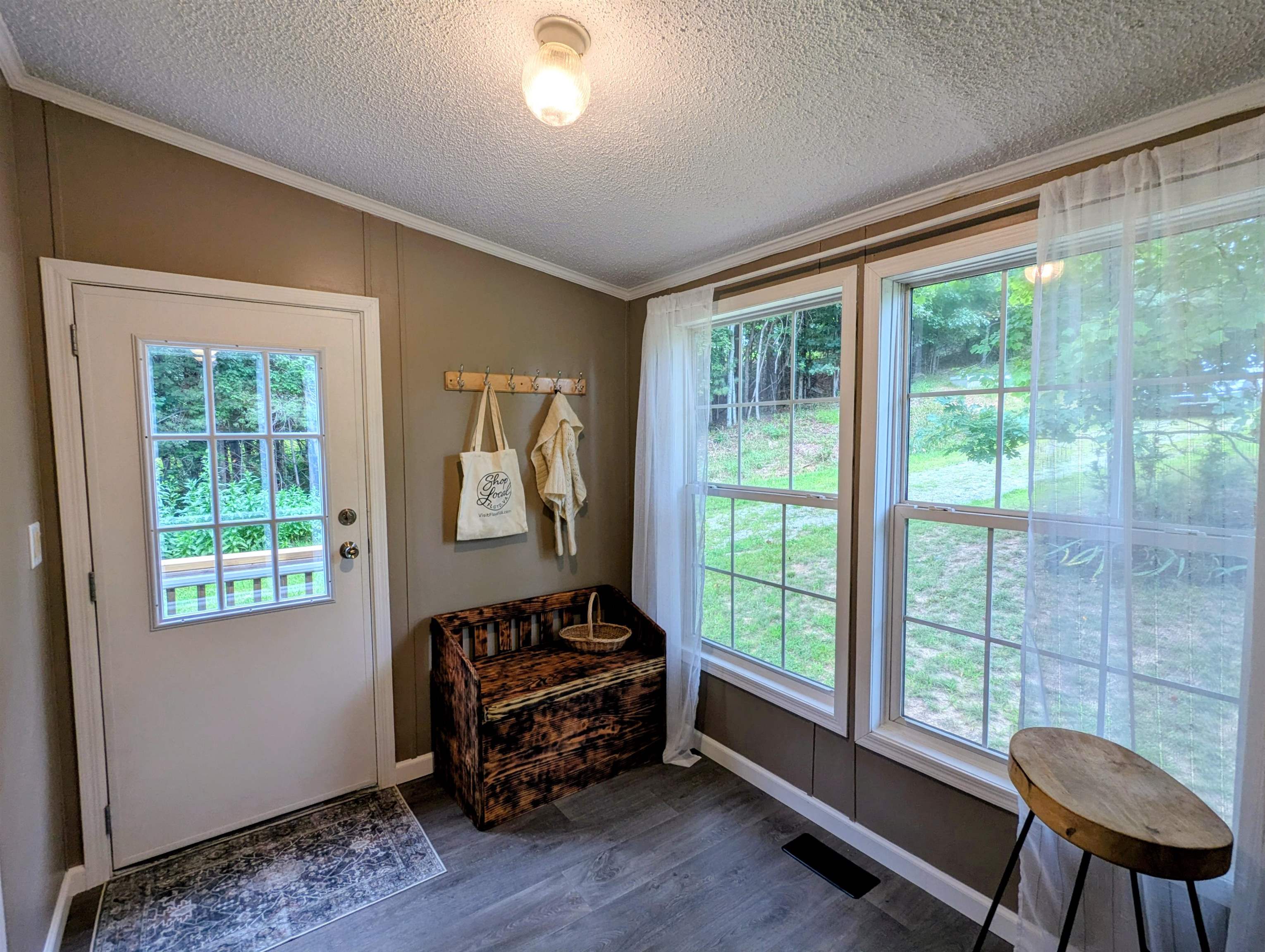 2221 Lick Ridge Road Check VA 24072