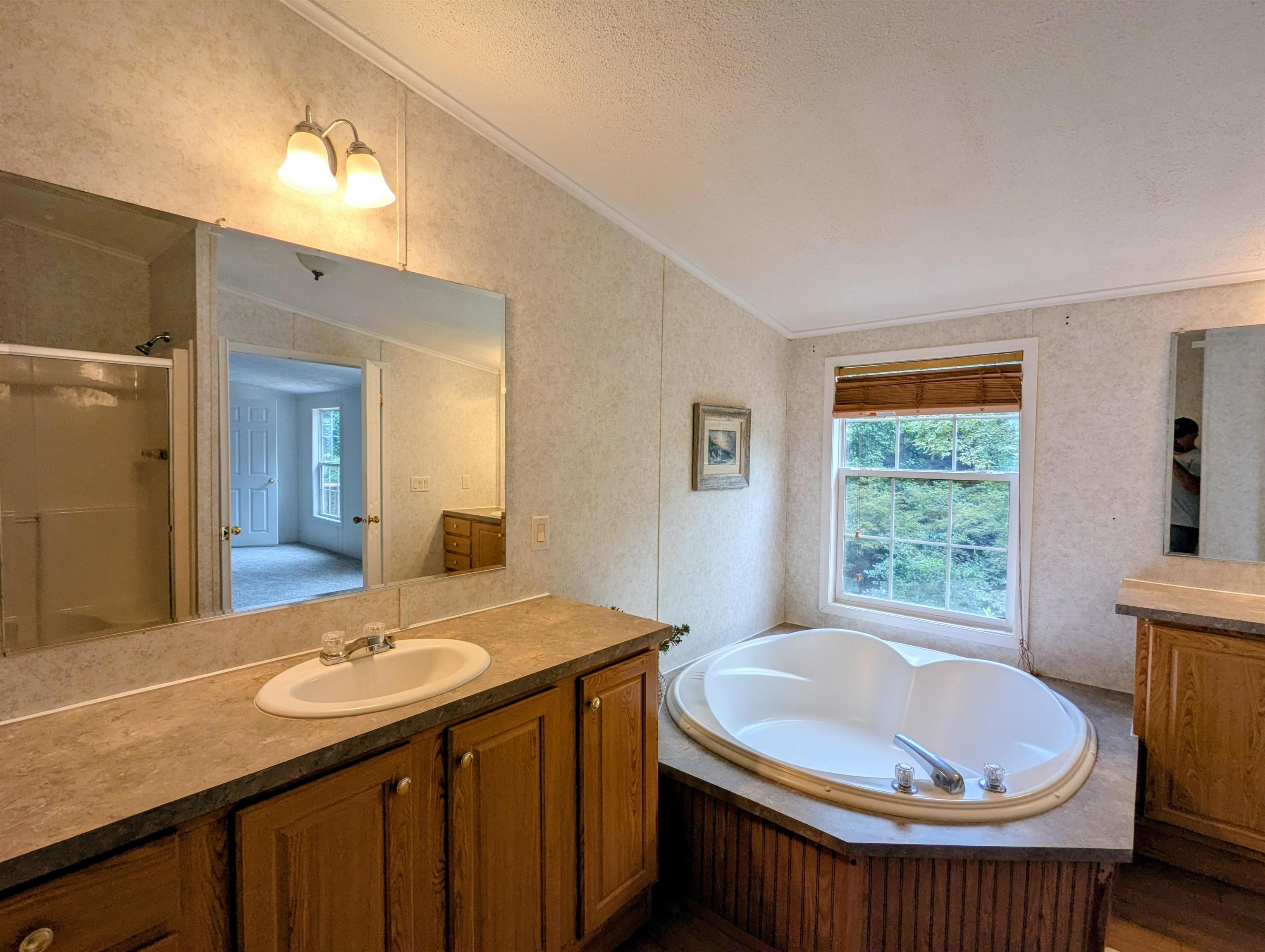 2221 Lick Ridge Road Check VA 24072