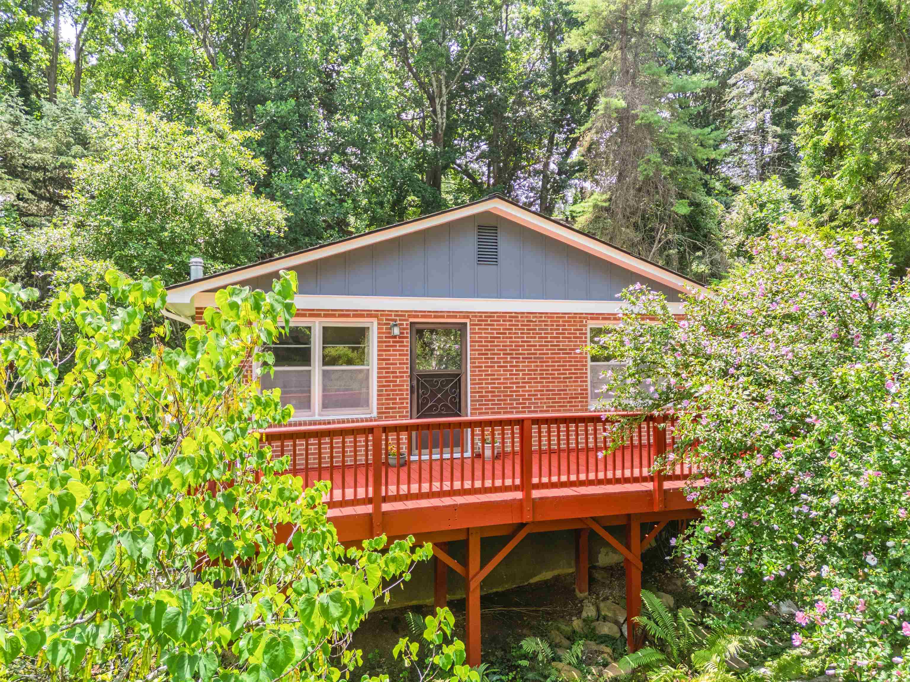 1003 Highland Circle Blacksburg VA 24060