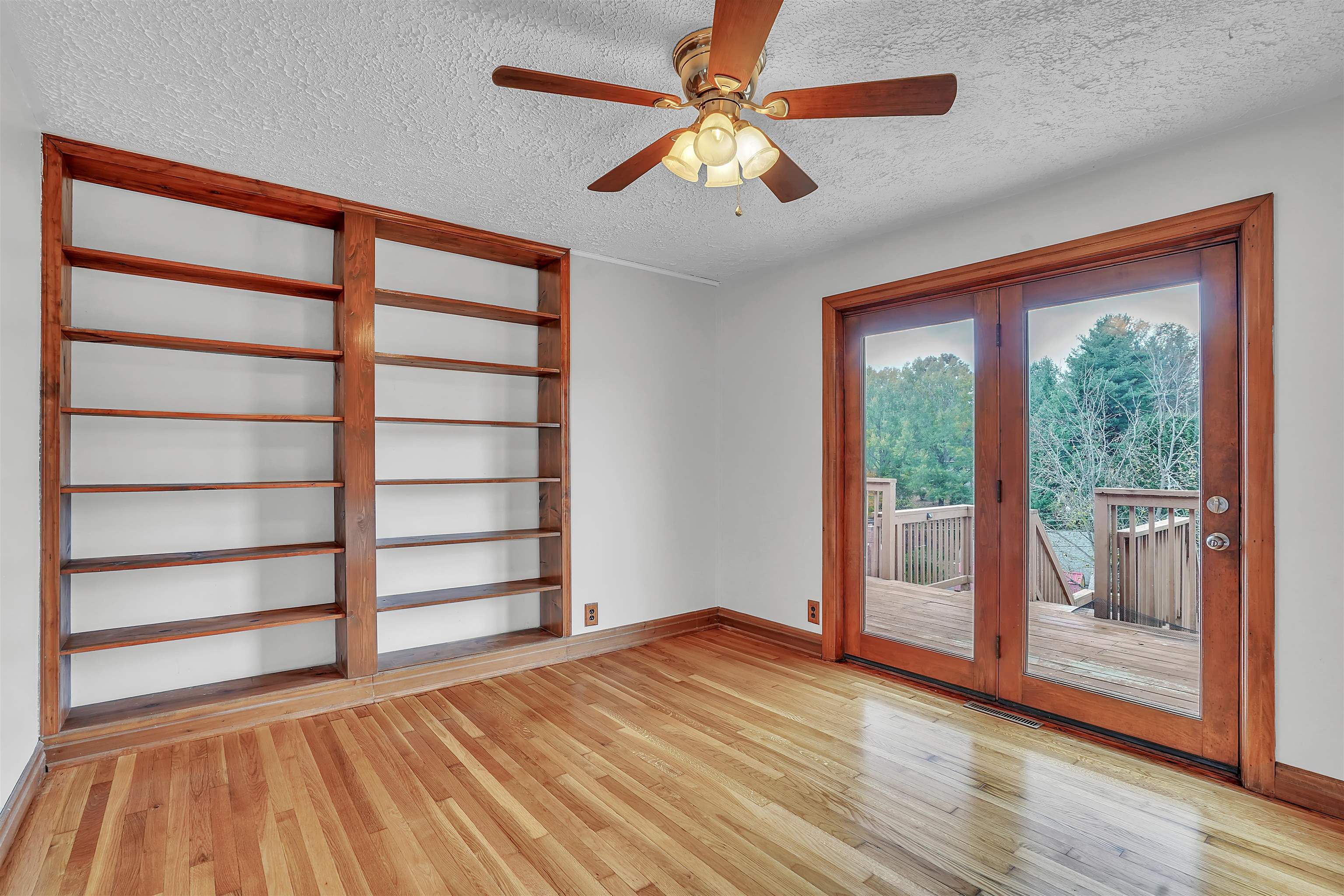 311 Mayo Circle Pearisburg VA 24134