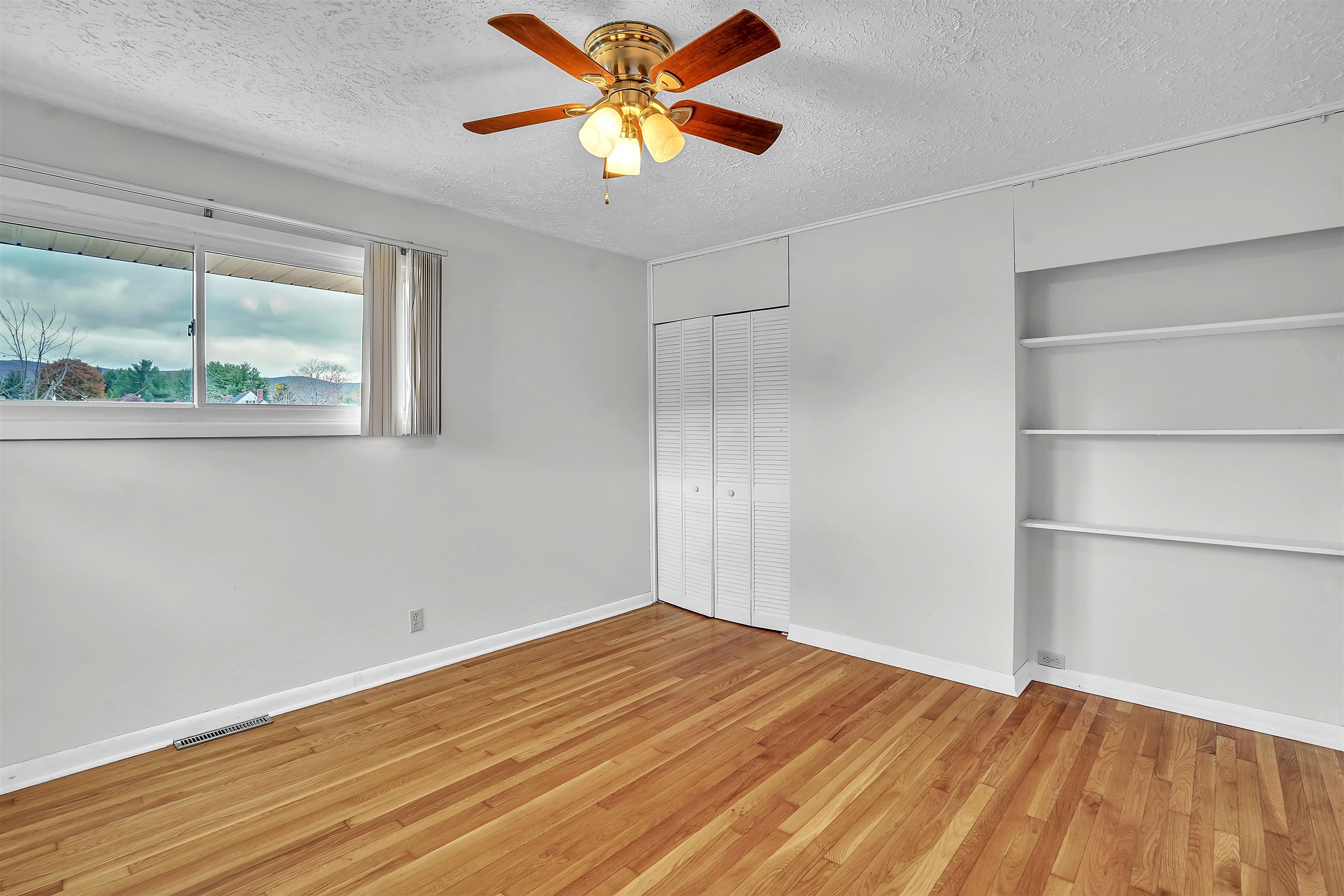 311 Mayo Circle Pearisburg VA 24134