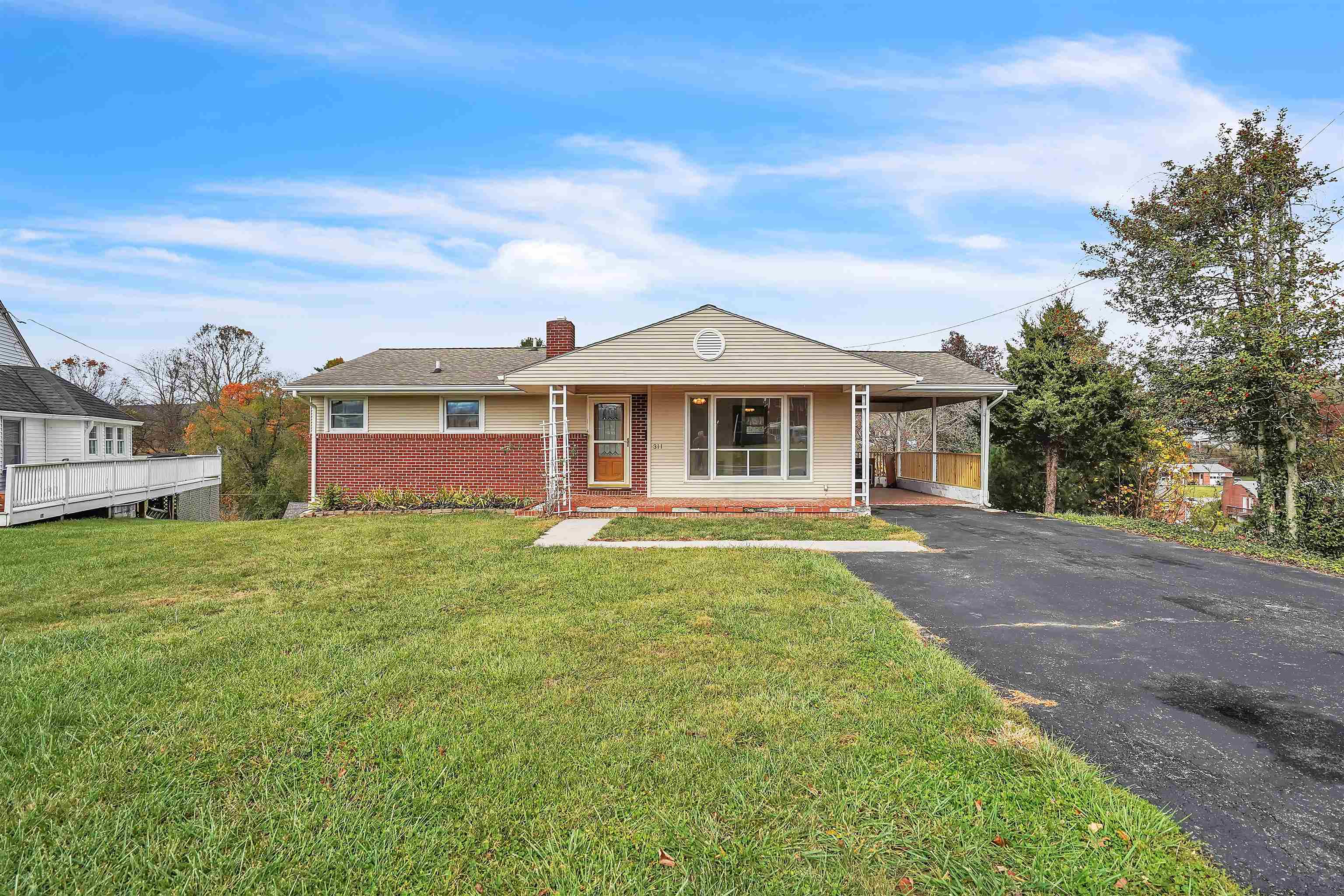 311 Mayo Circle Pearisburg VA 24134