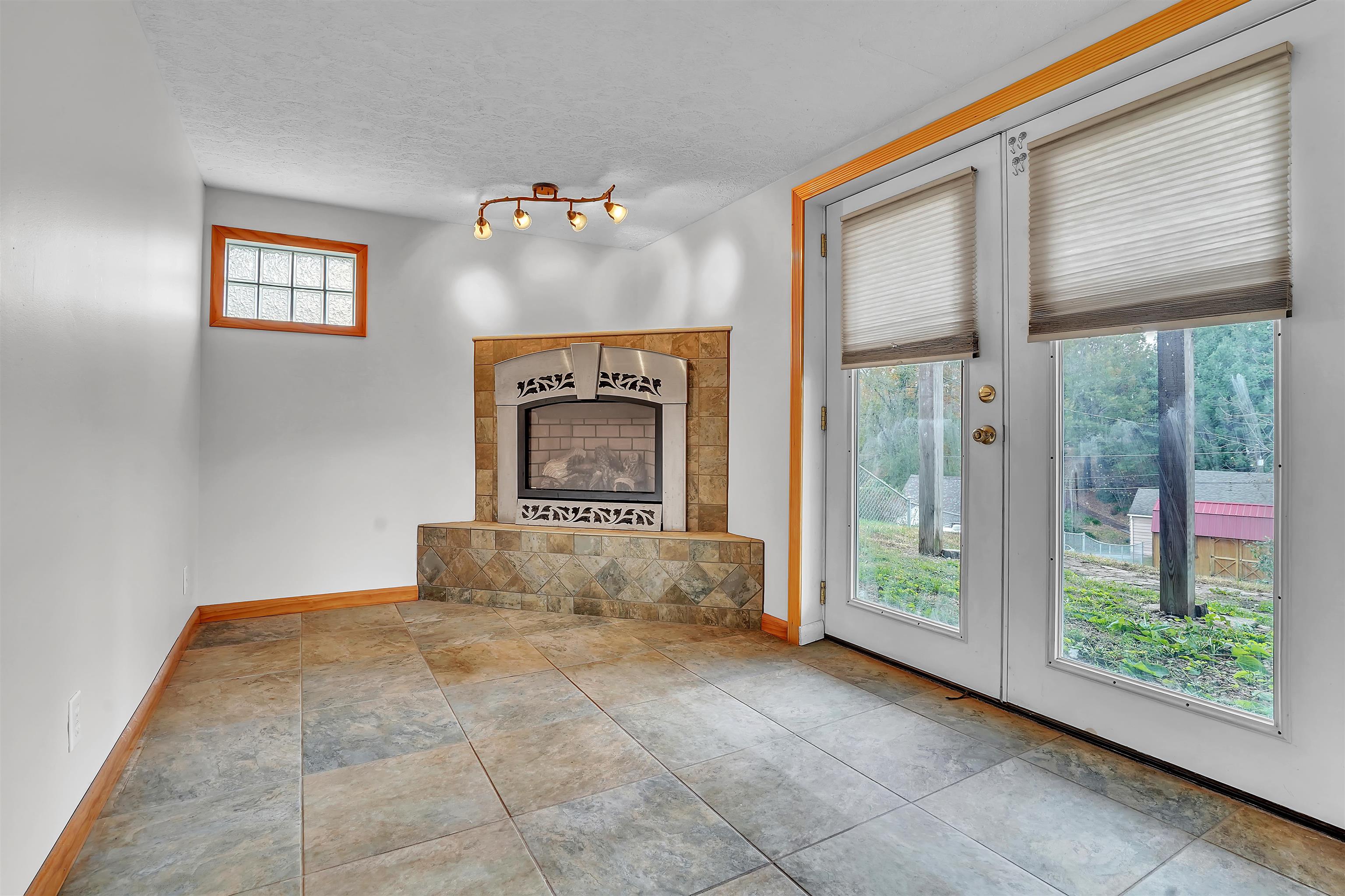 311 Mayo Circle Pearisburg VA 24134