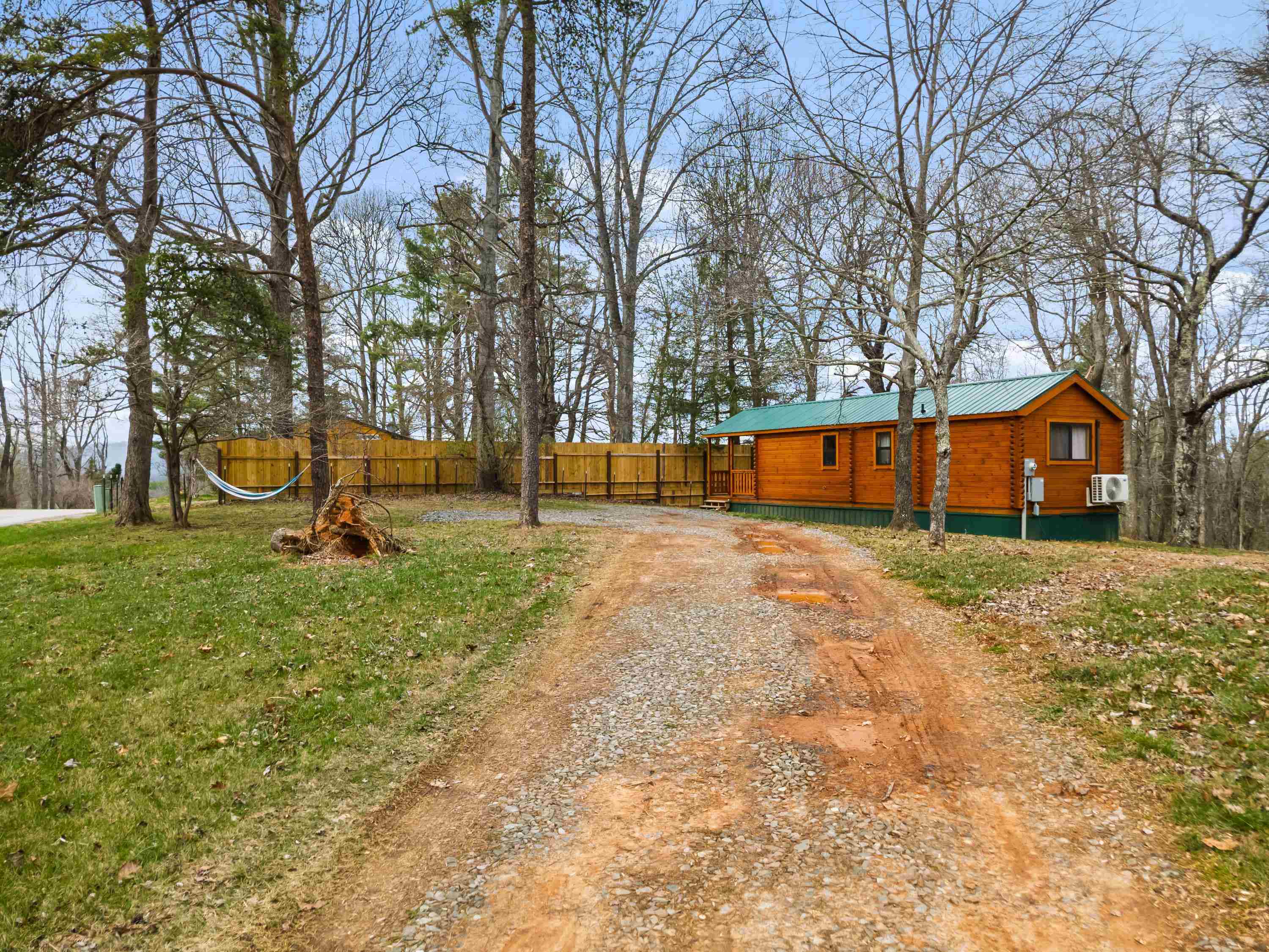 216 & 218 Penn Road Floyd VA 24091