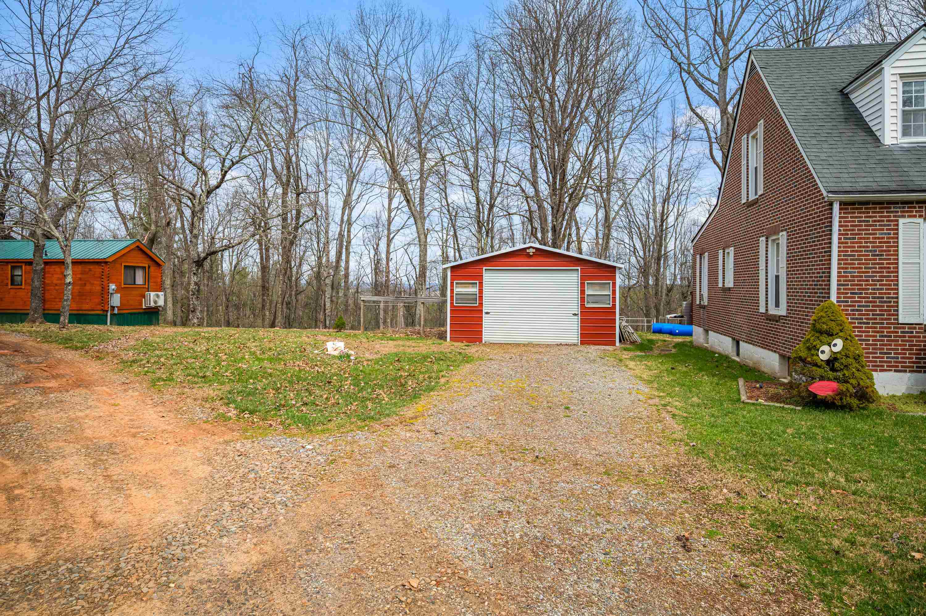 216 & 218 Penn Road Floyd VA 24091