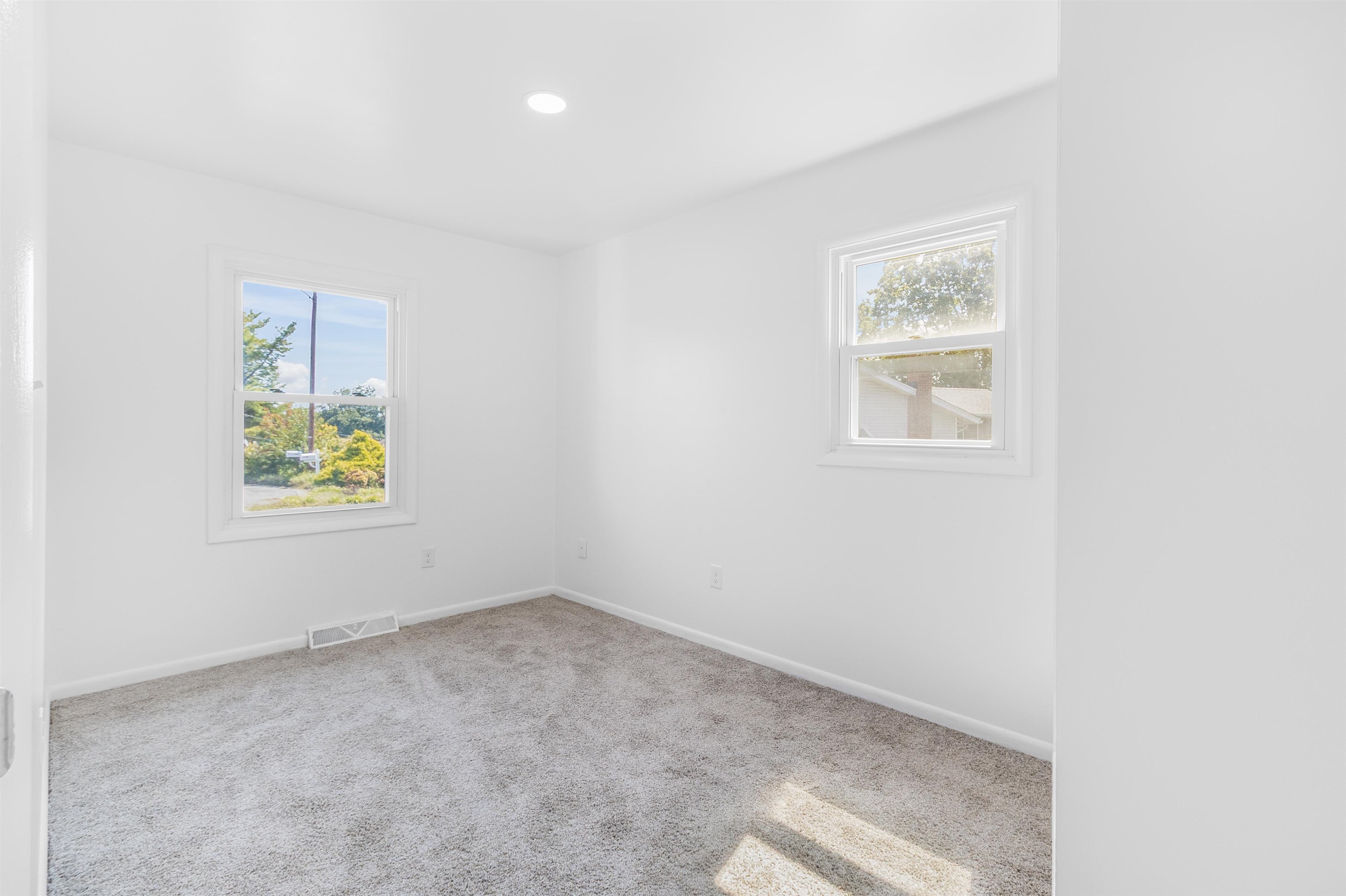 2231 Irish Circle Salem VA 24153