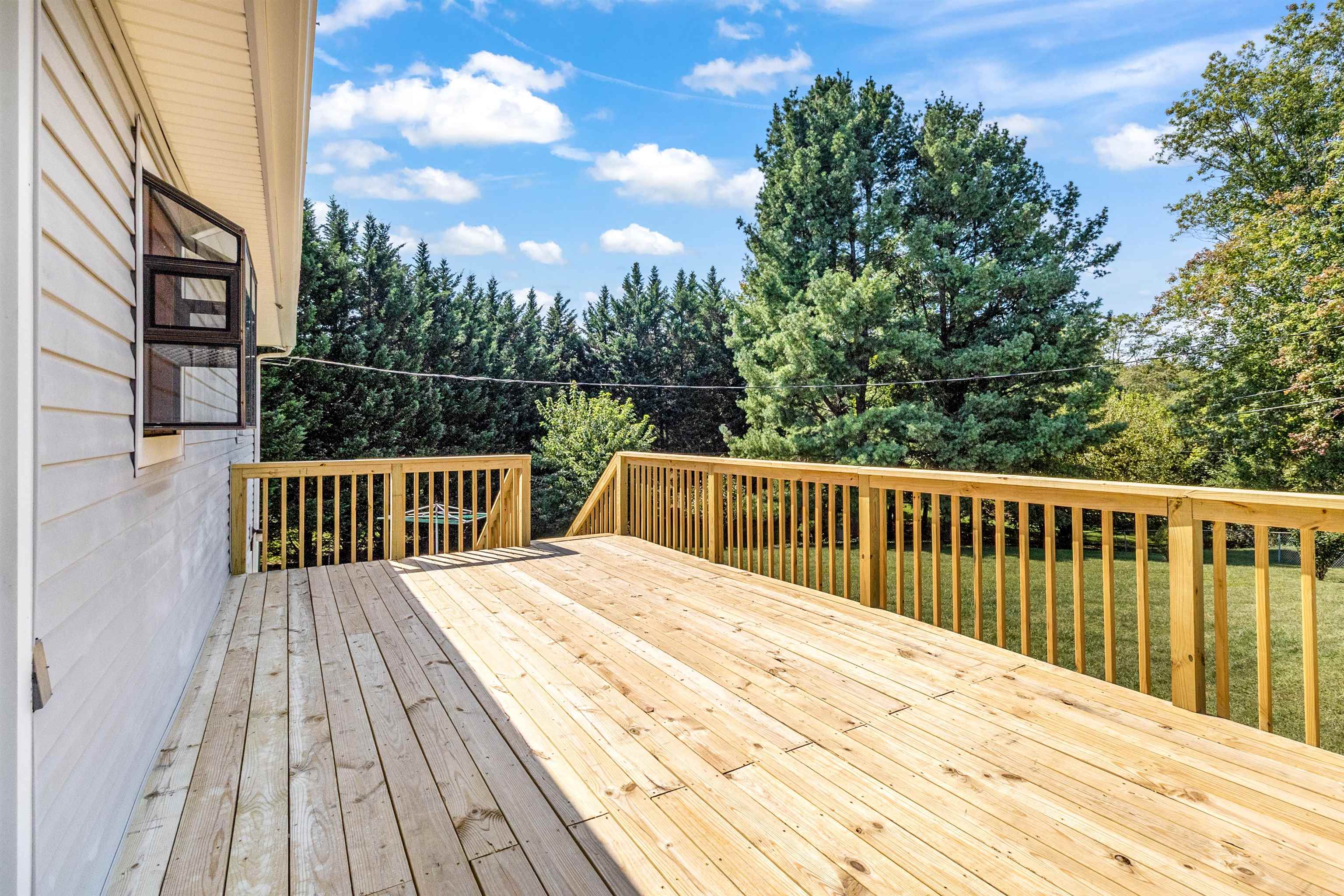 2231 Irish Circle Salem VA 24153