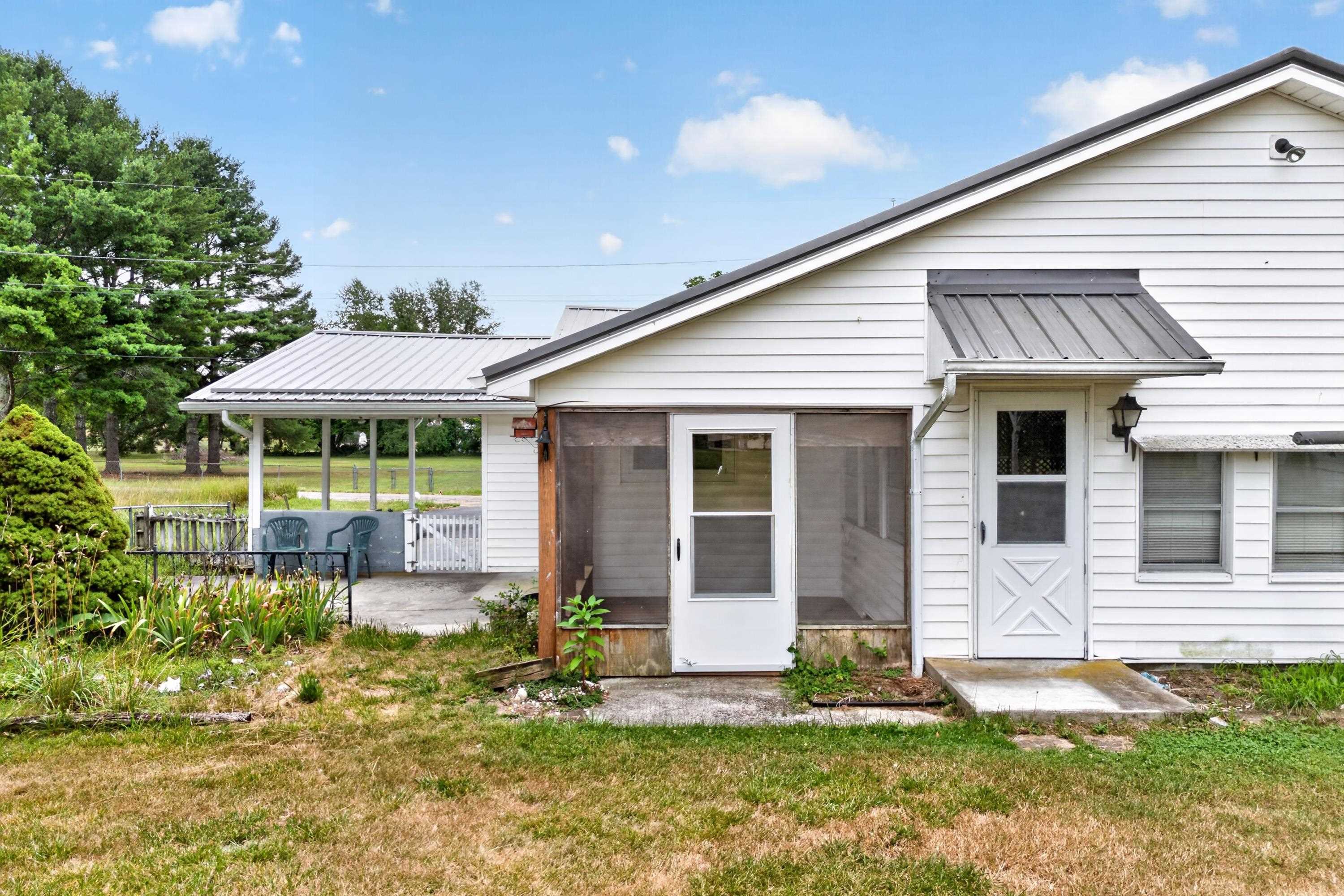 3458 Hilton Village Loop Pulaski VA 24301