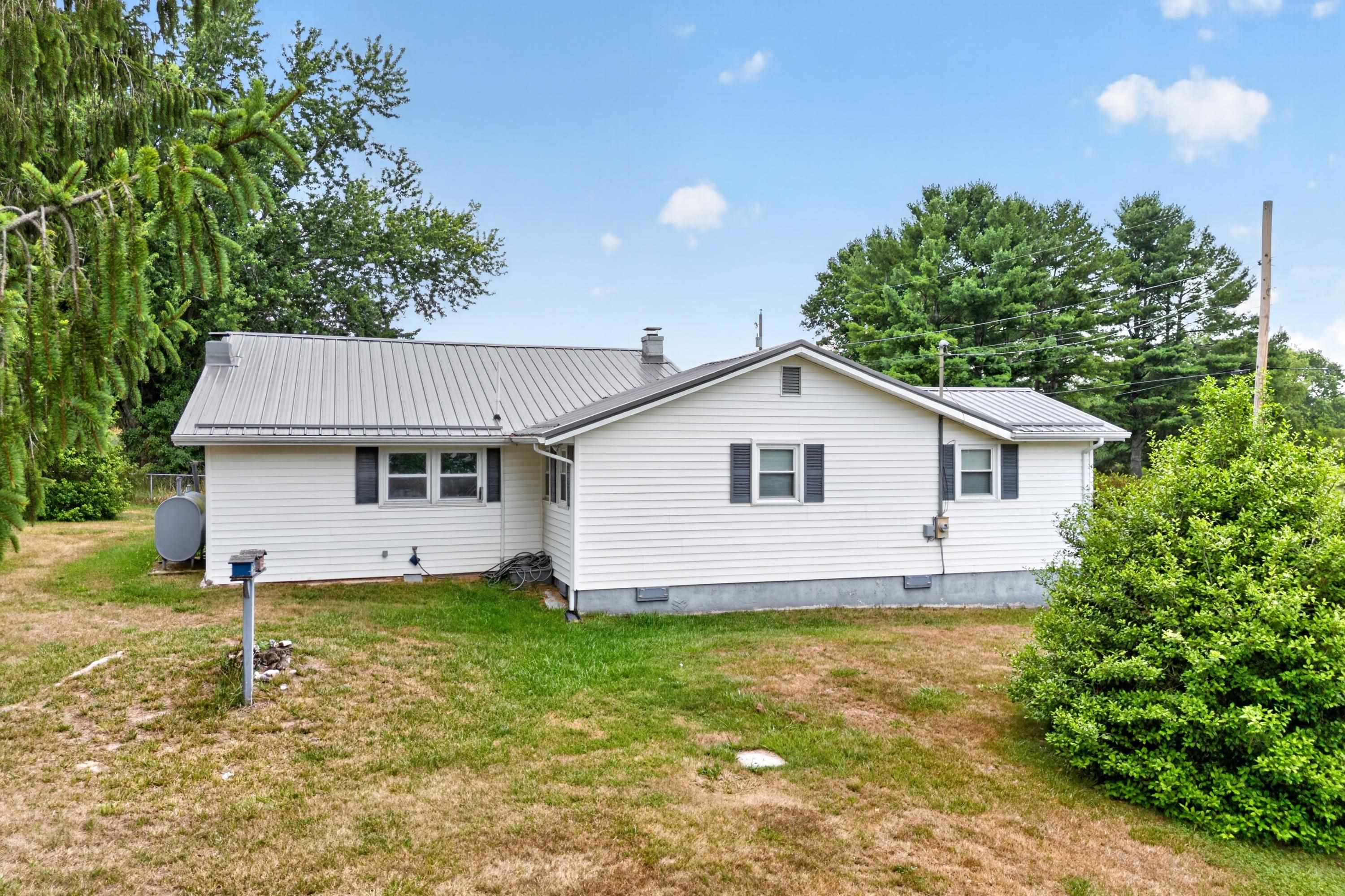3458 Hilton Village Loop Pulaski VA 24301