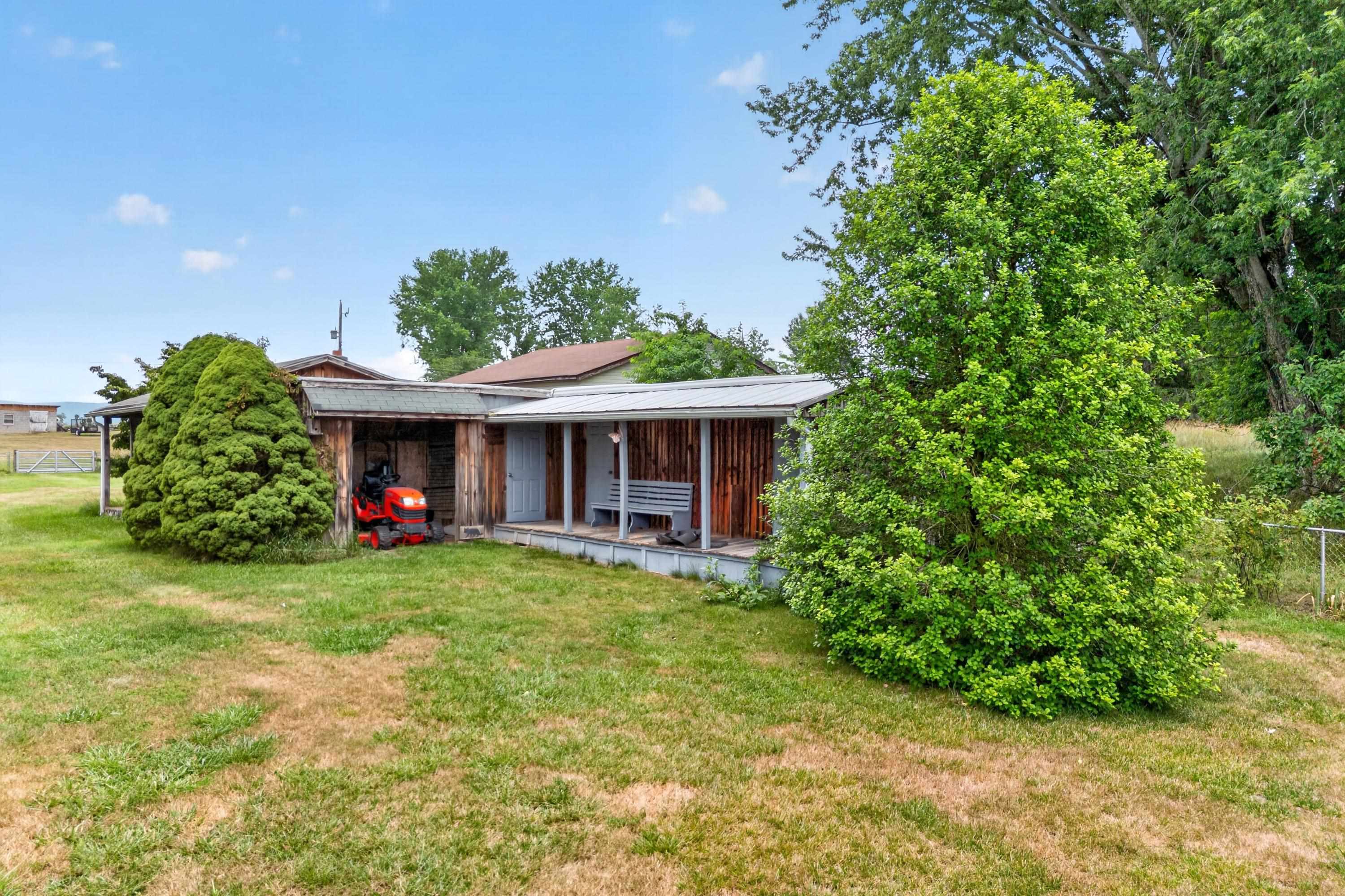 3458 Hilton Village Loop Pulaski VA 24301