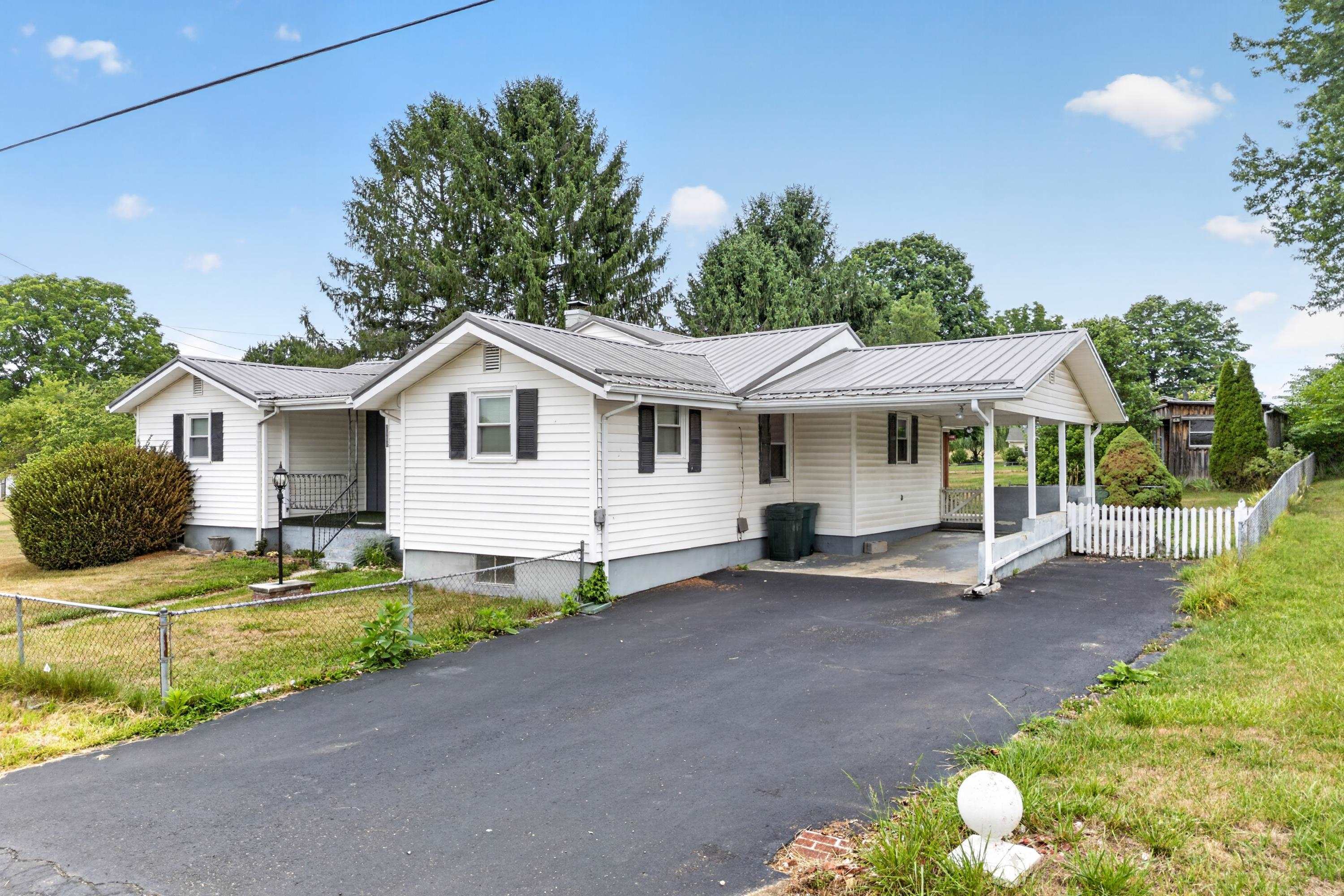 3458 Hilton Village Loop Pulaski VA 24301