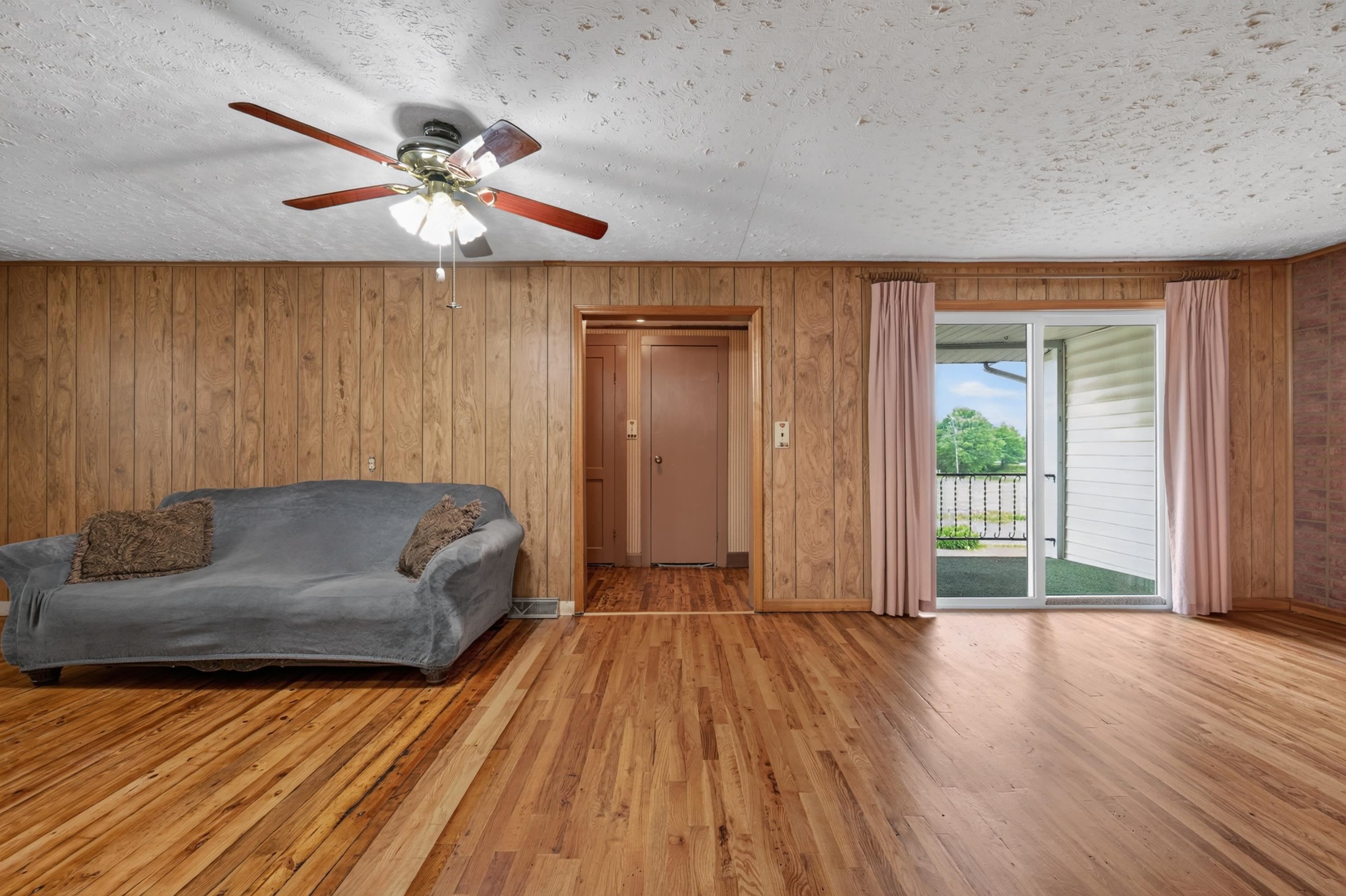 3458 Hilton Village Loop Pulaski VA 24301