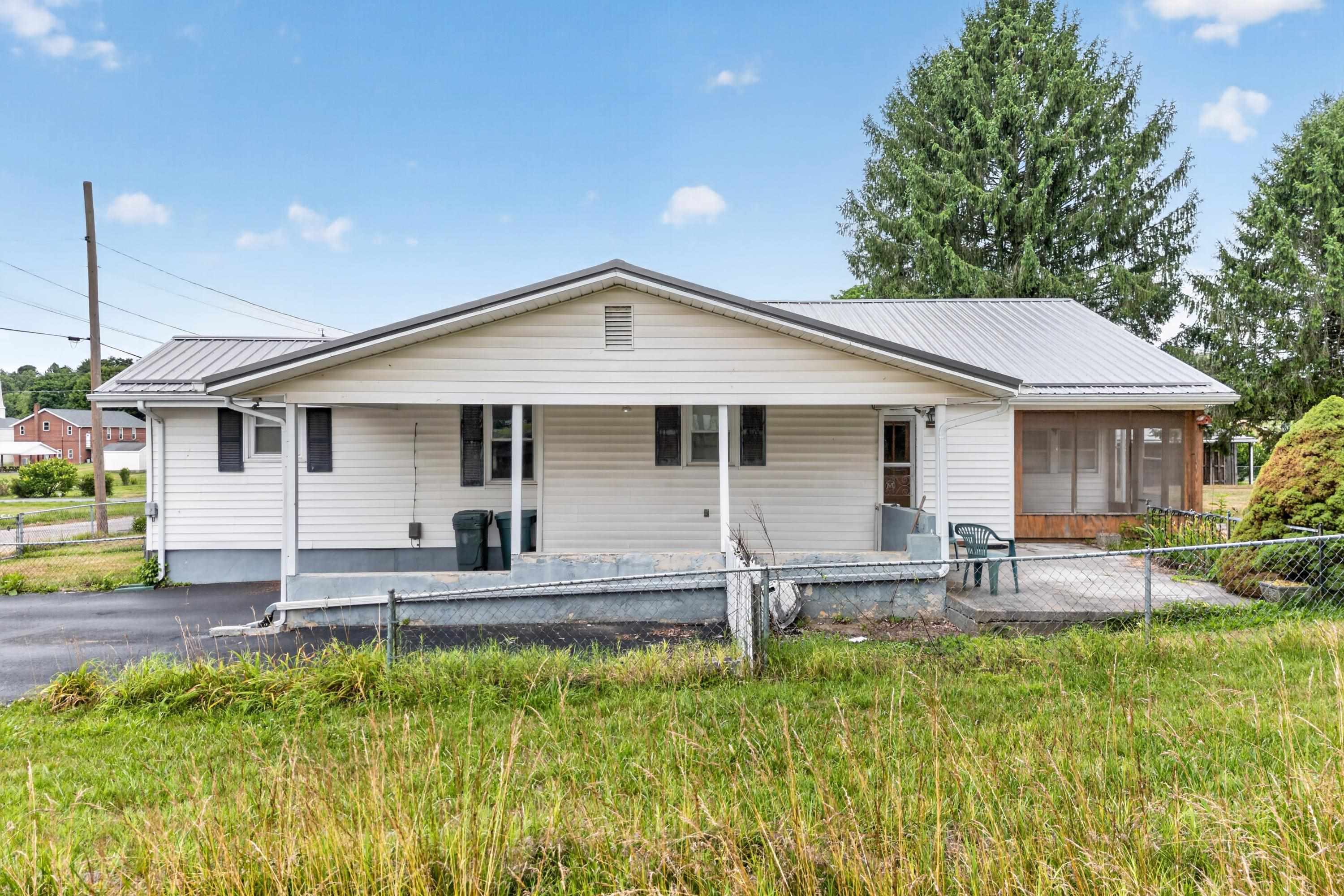 3458 Hilton Village Loop Pulaski VA 24301