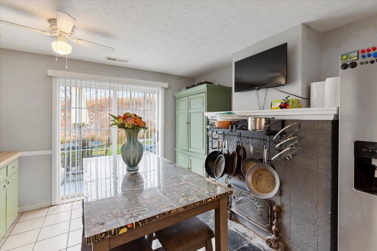 3517 Daniels Run Road NE Pilot VA 24138