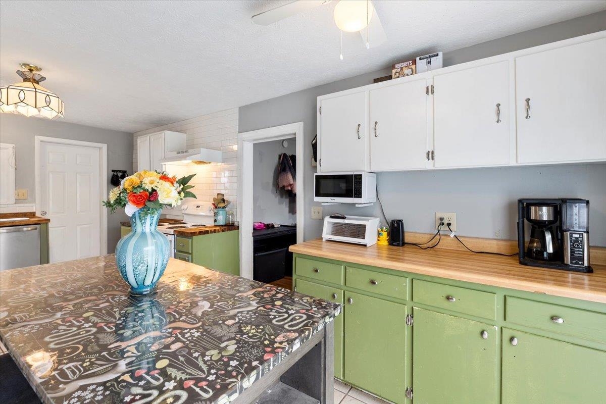 3517 Daniels Run Road NE Pilot VA 24138