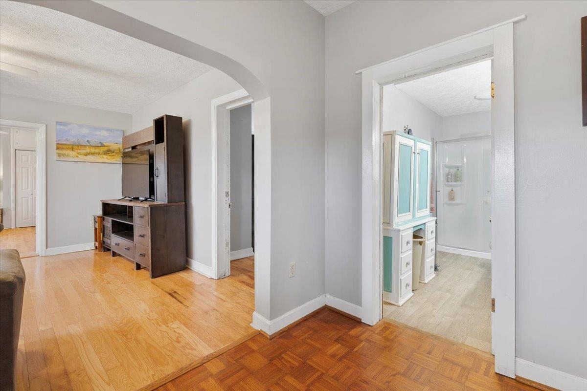 3517 Daniels Run Road NE Pilot VA 24138