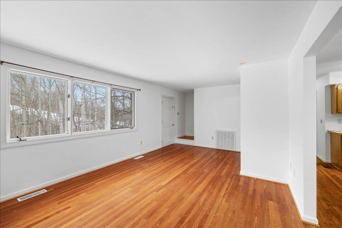 182 Rose Road Newport VA 24128