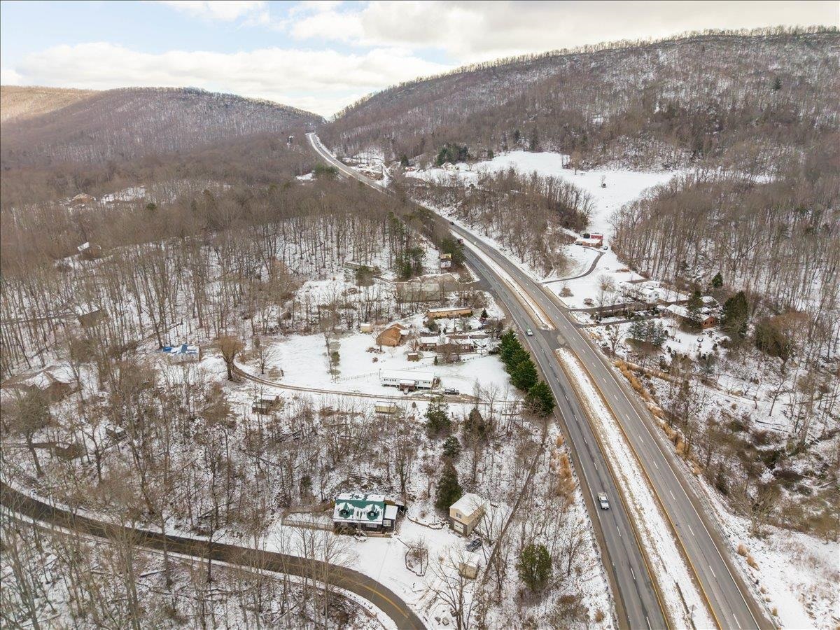 182 Rose Road Newport VA 24128