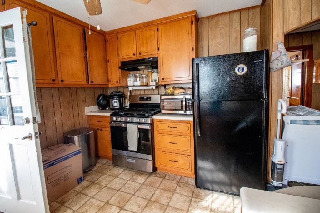 5665 Chances Creek Road Fancy Gap VA 24328