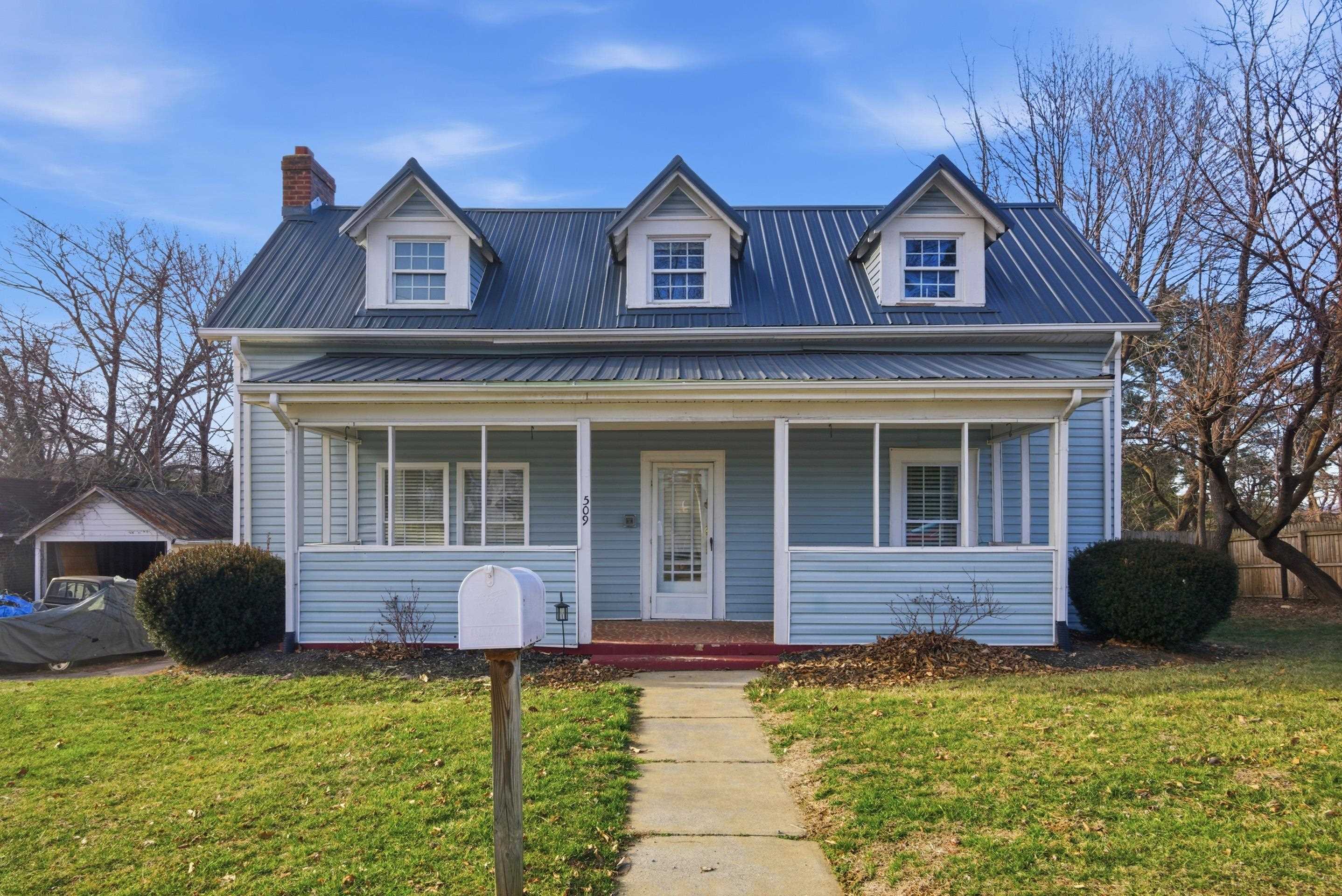 509 W Main Street Christiansburg VA 24073