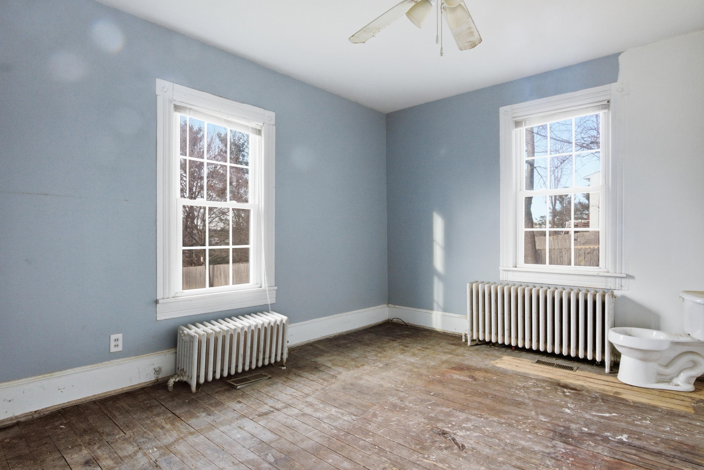 509 W Main Street Christiansburg VA 24073