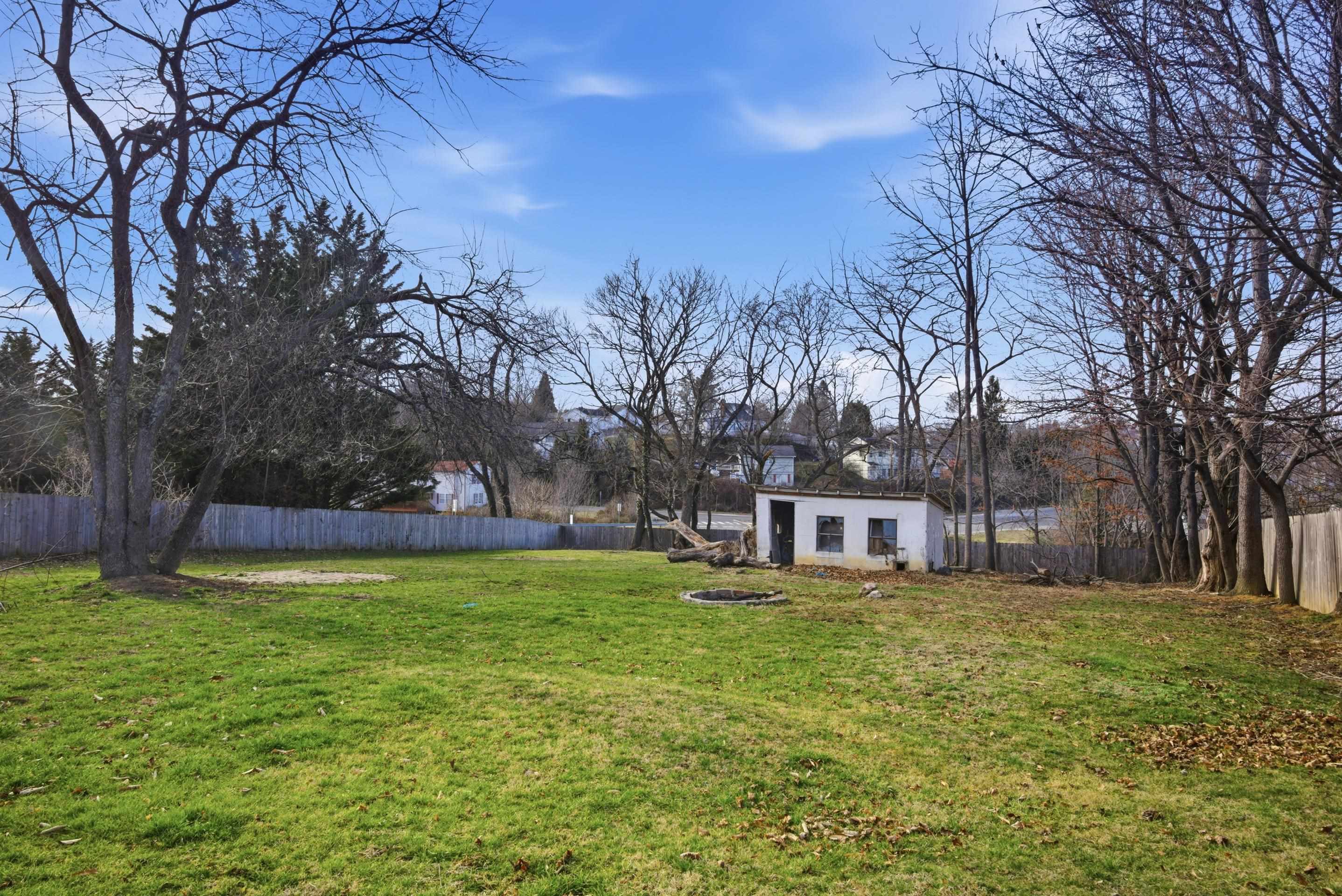 509 W Main Street Christiansburg VA 24073