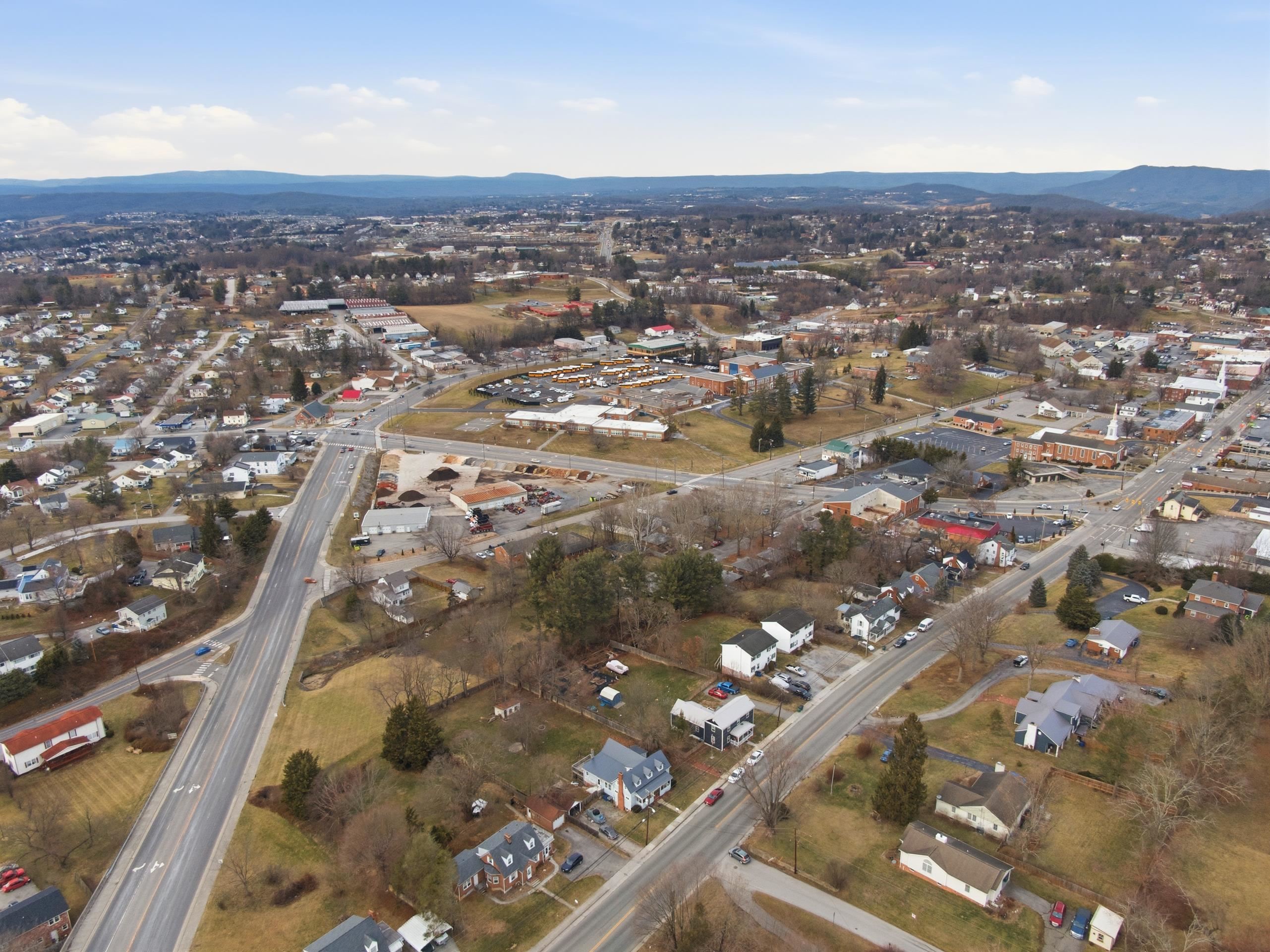 509 W Main Street Christiansburg VA 24073