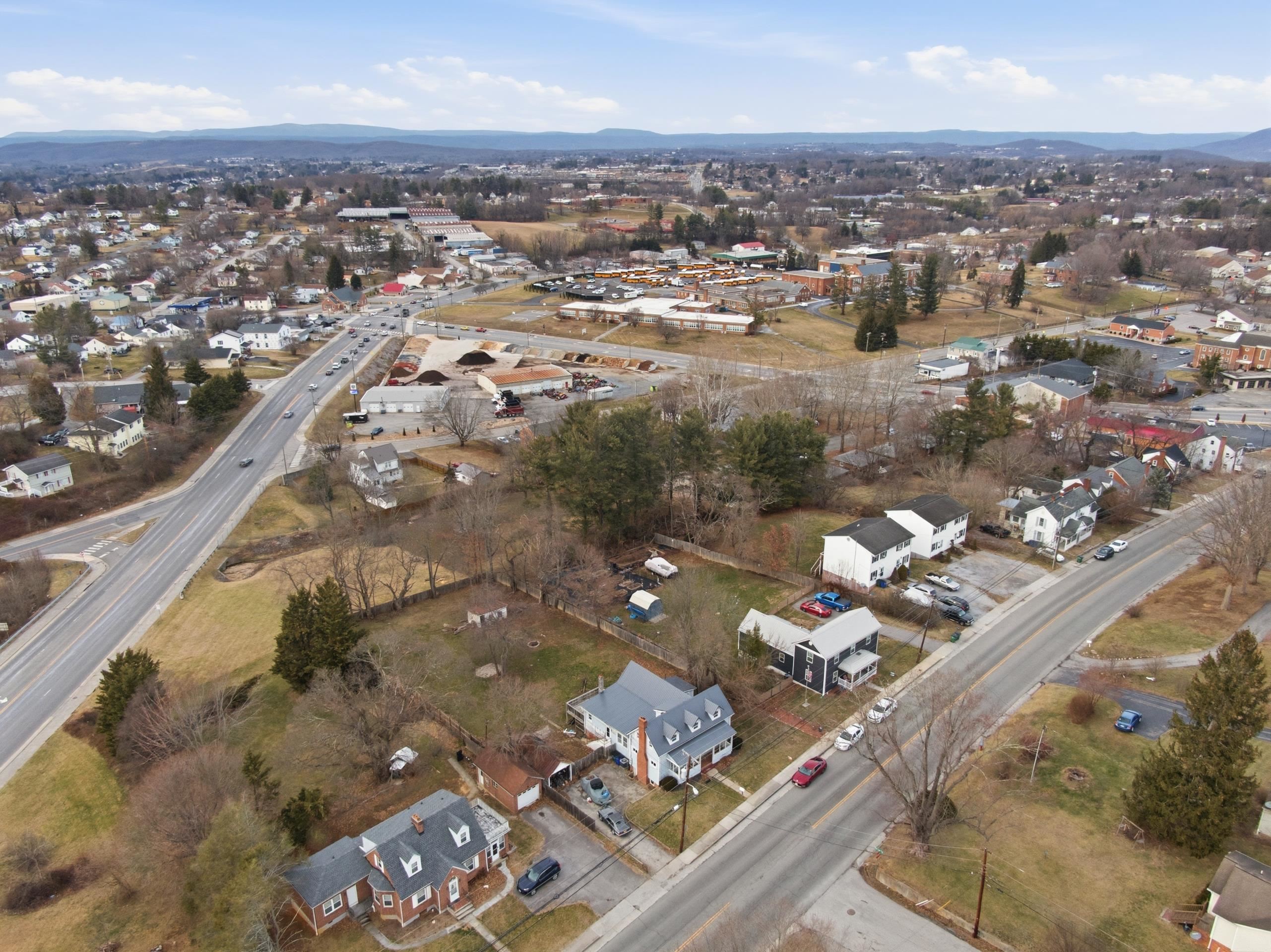 509 W Main Street Christiansburg VA 24073