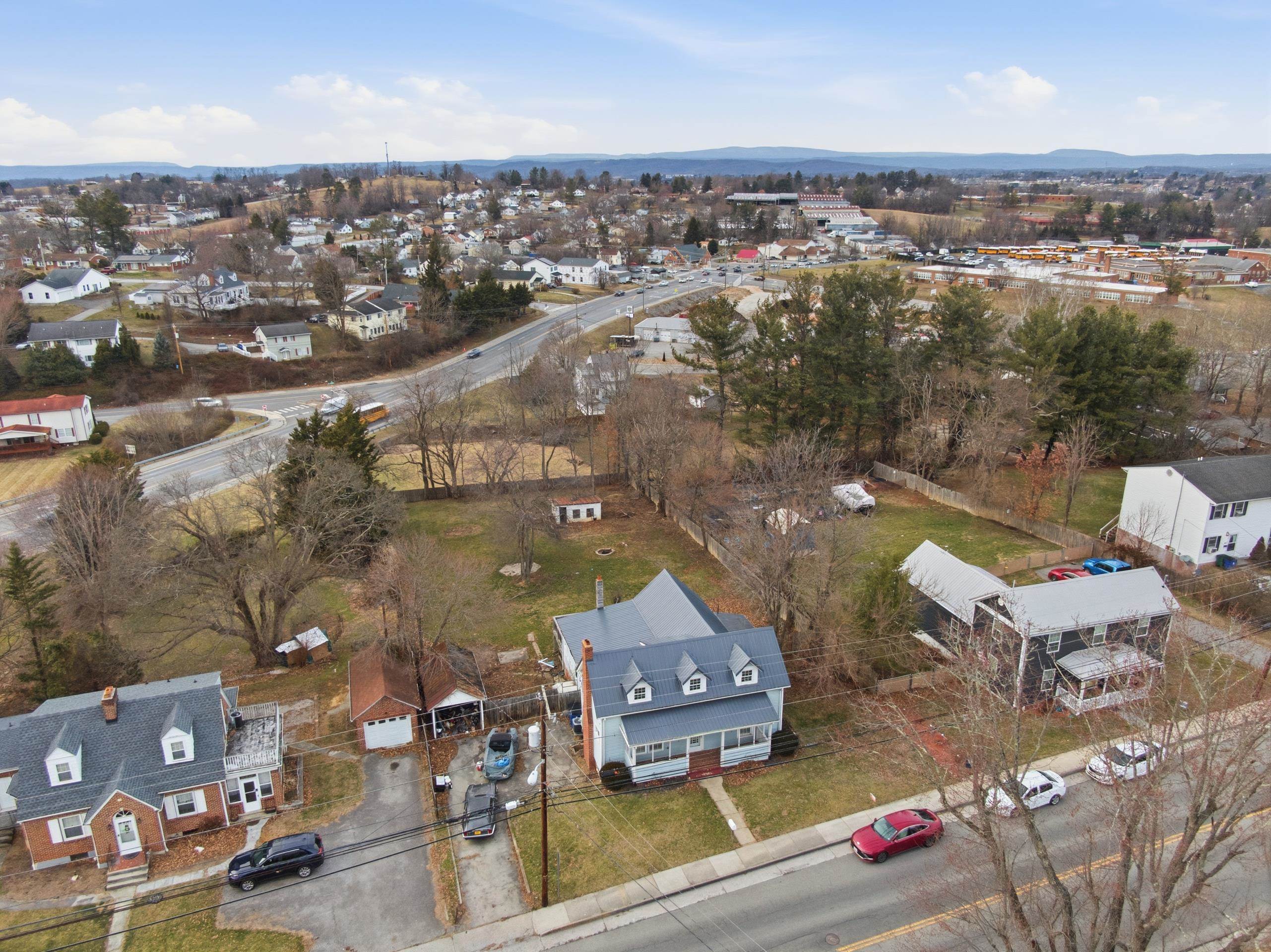 509 W Main Street Christiansburg VA 24073