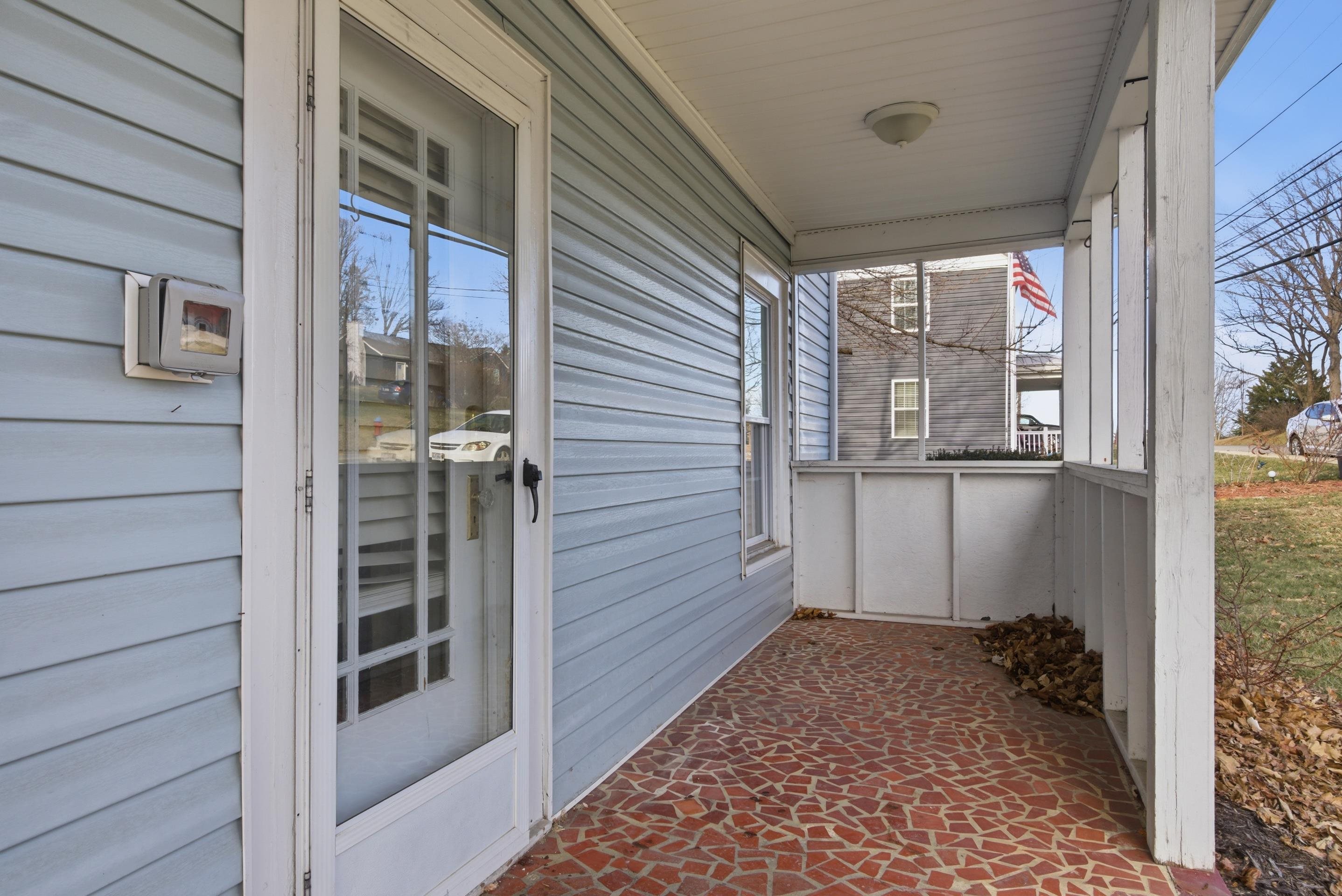 509 W Main Street Christiansburg VA 24073