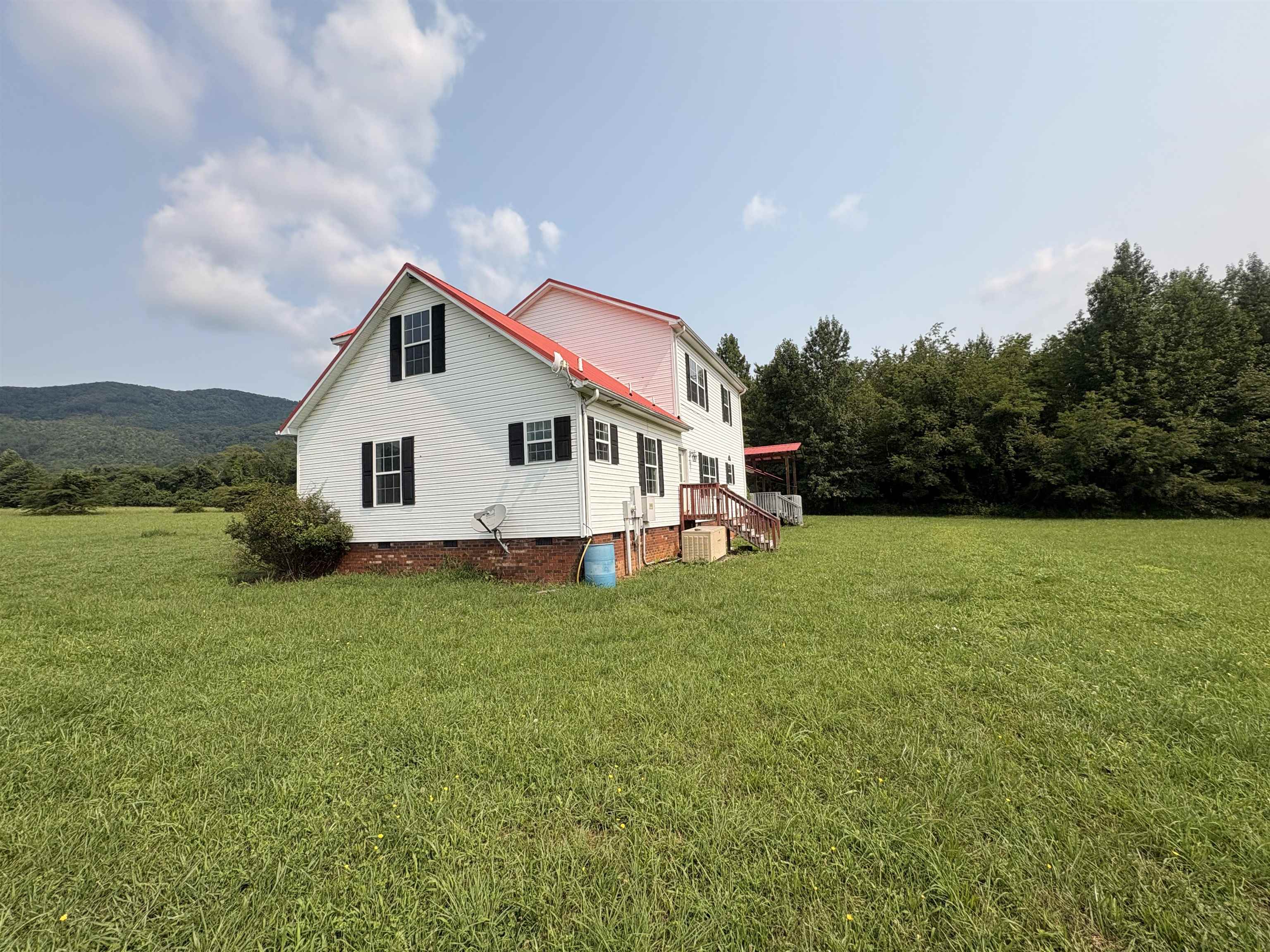 263 Holly Grove Road Lambsburg VA 24351