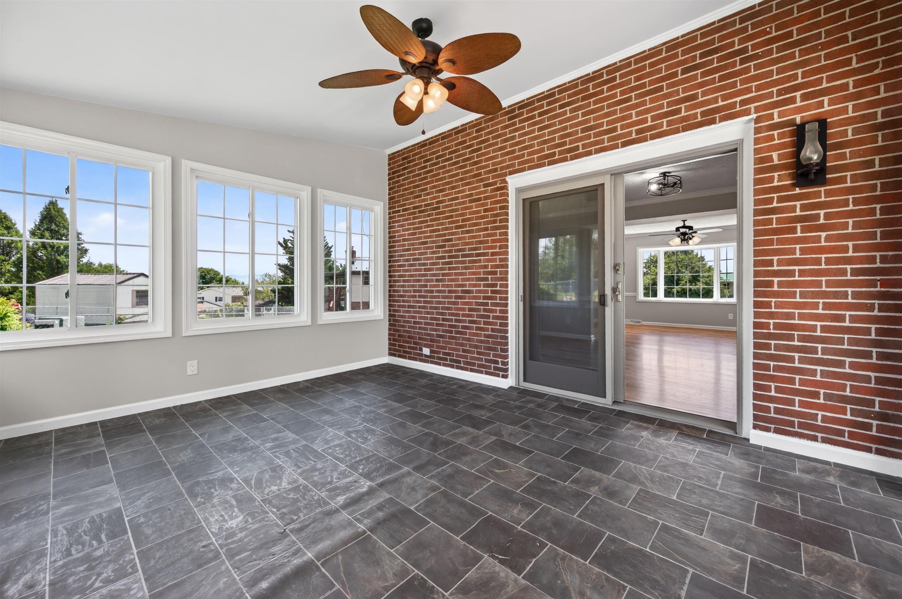 1270 Crestview Drive Wytheville VA 24382
