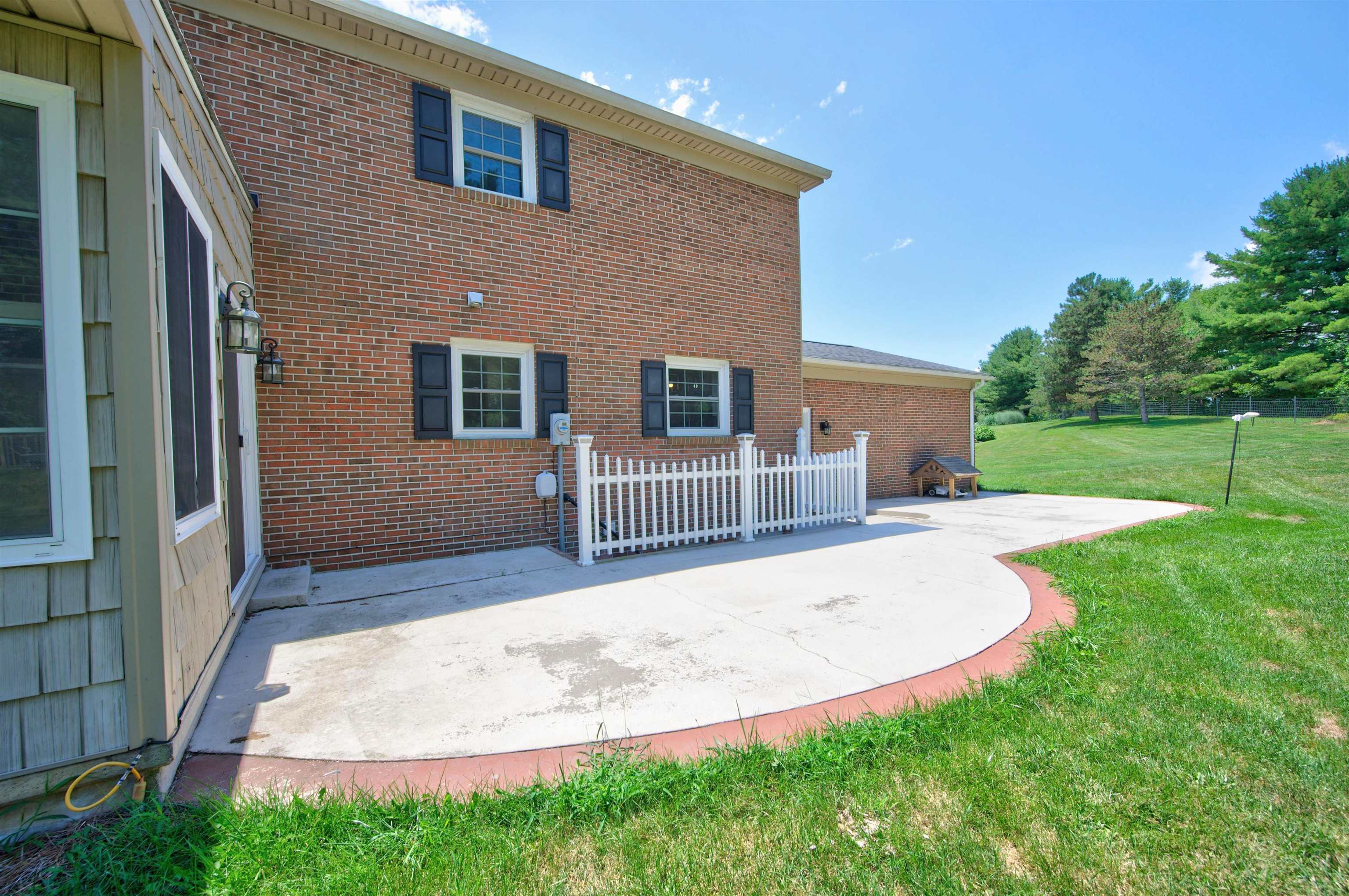 1270 Crestview Drive Wytheville VA 24382