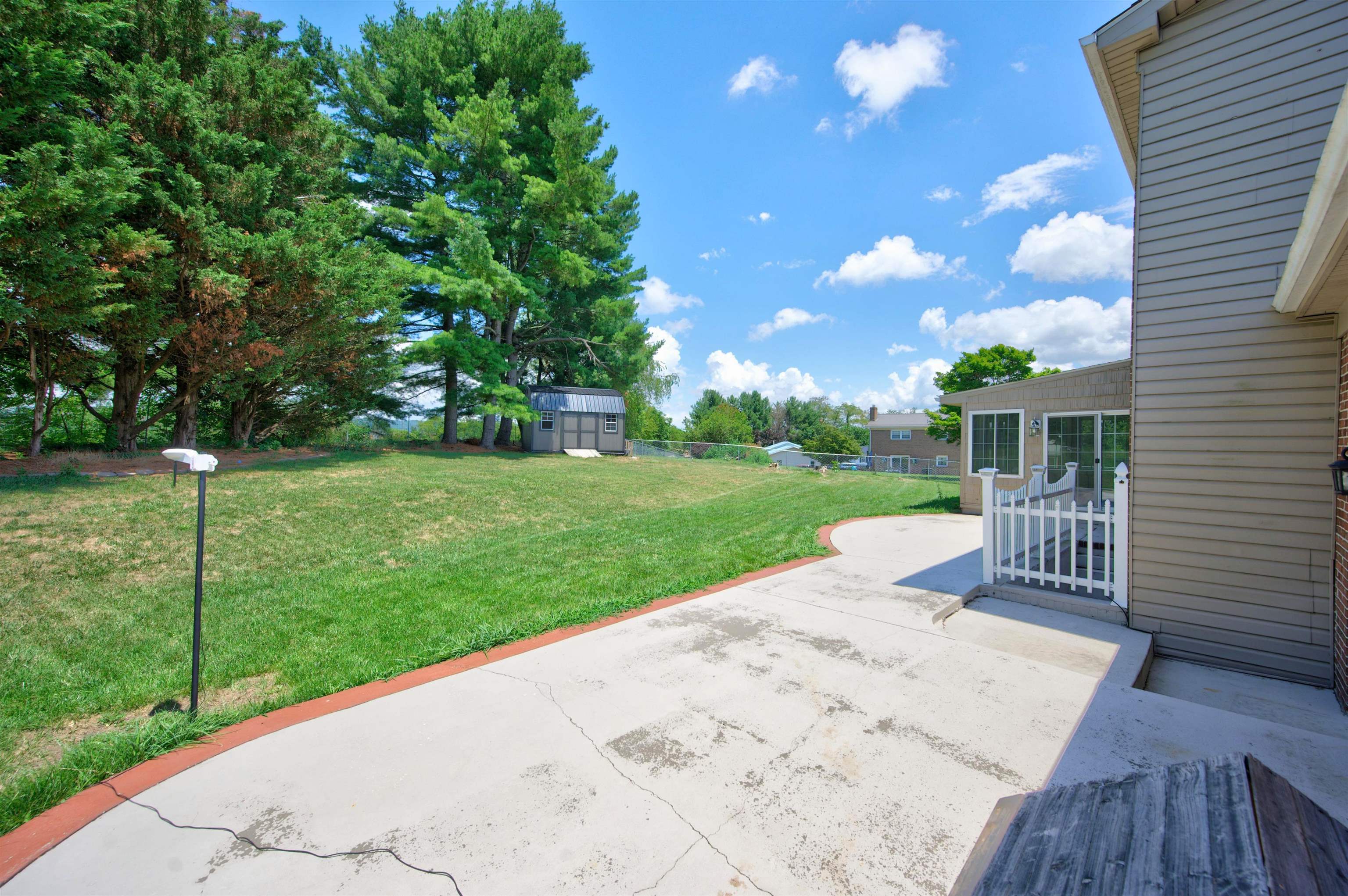 1270 Crestview Drive Wytheville VA 24382