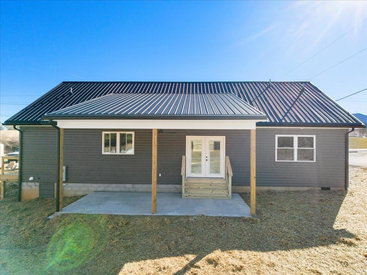 2011 Bob White Boulevard Pulaski VA 24301