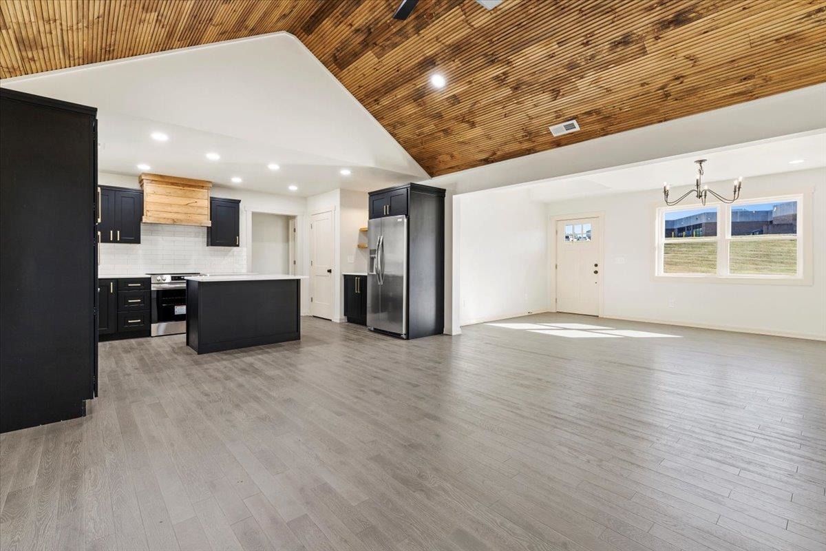 2011 Bob White Boulevard Pulaski VA 24301