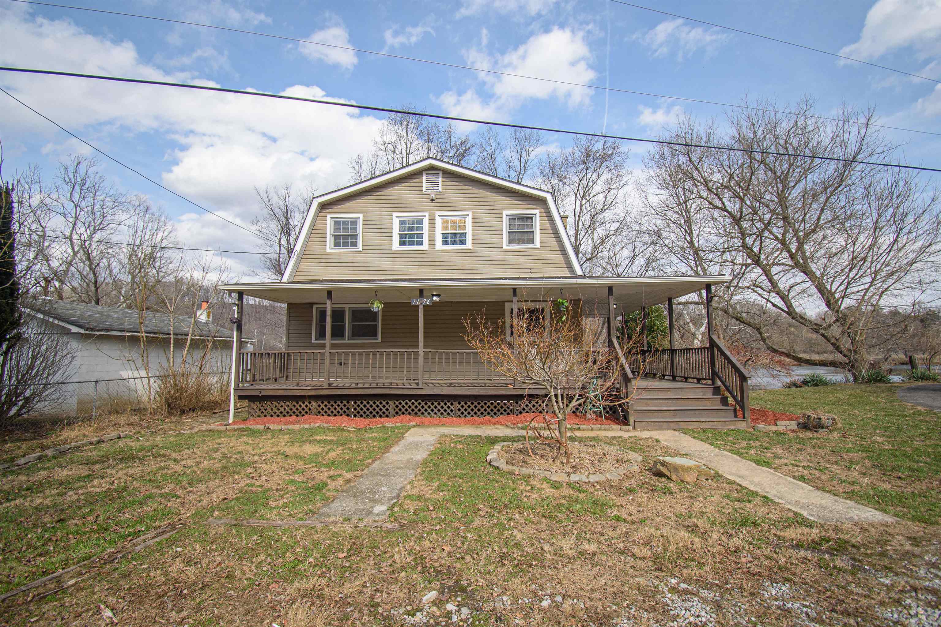 Radford VA, 7176 Depot Road