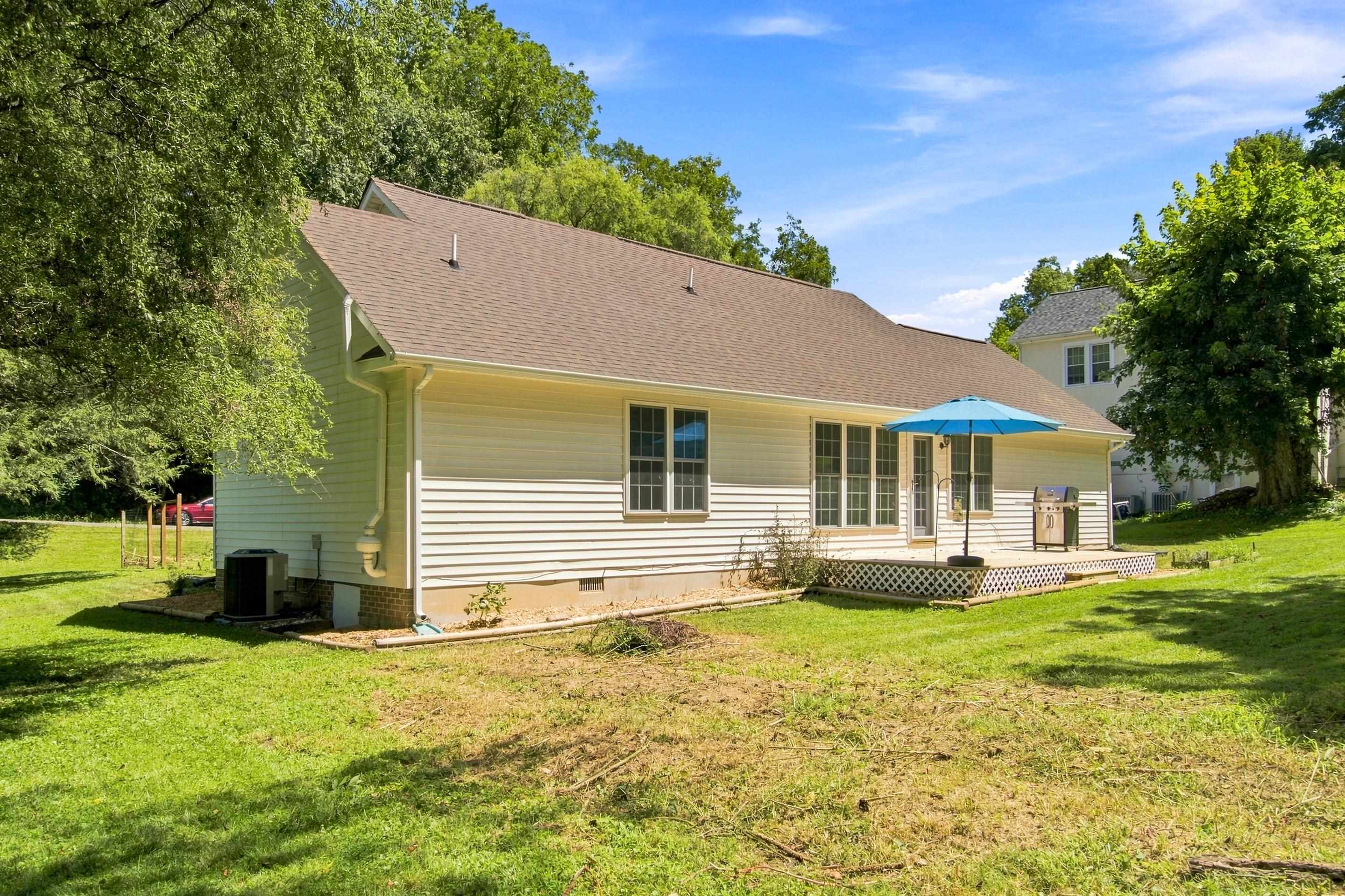 207 Staples Street Radford VA 24141