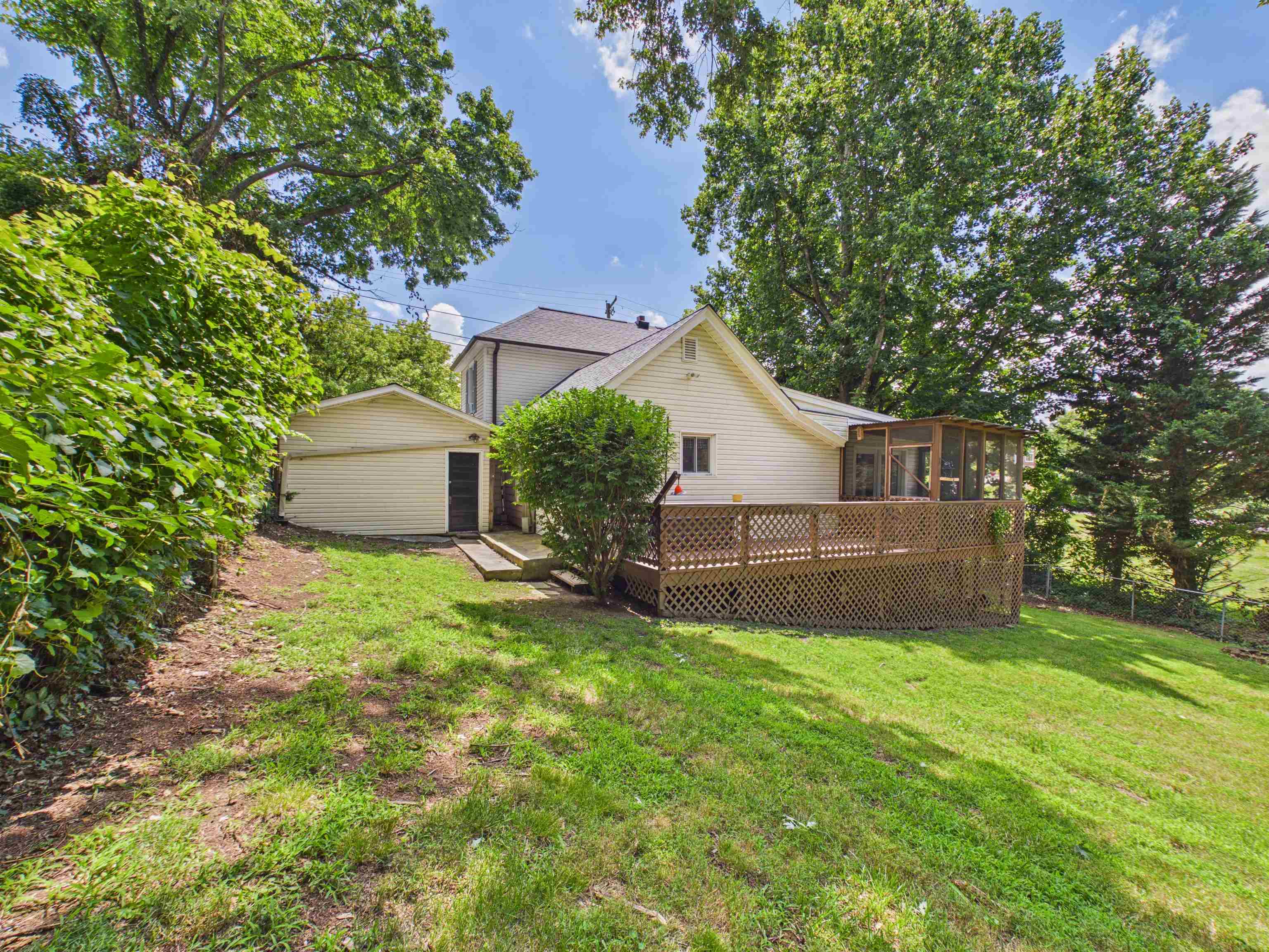 618 E Main Street Christiansburg VA 24073